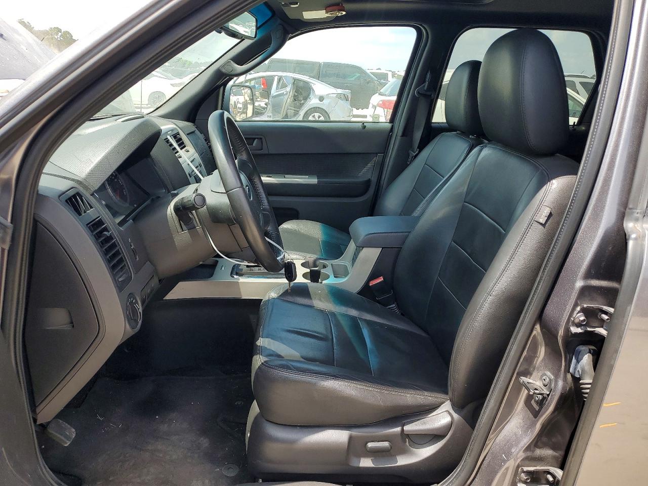 2011 Ford Escape Xlt Silver vin: 1FMCU0DG3BKB73040