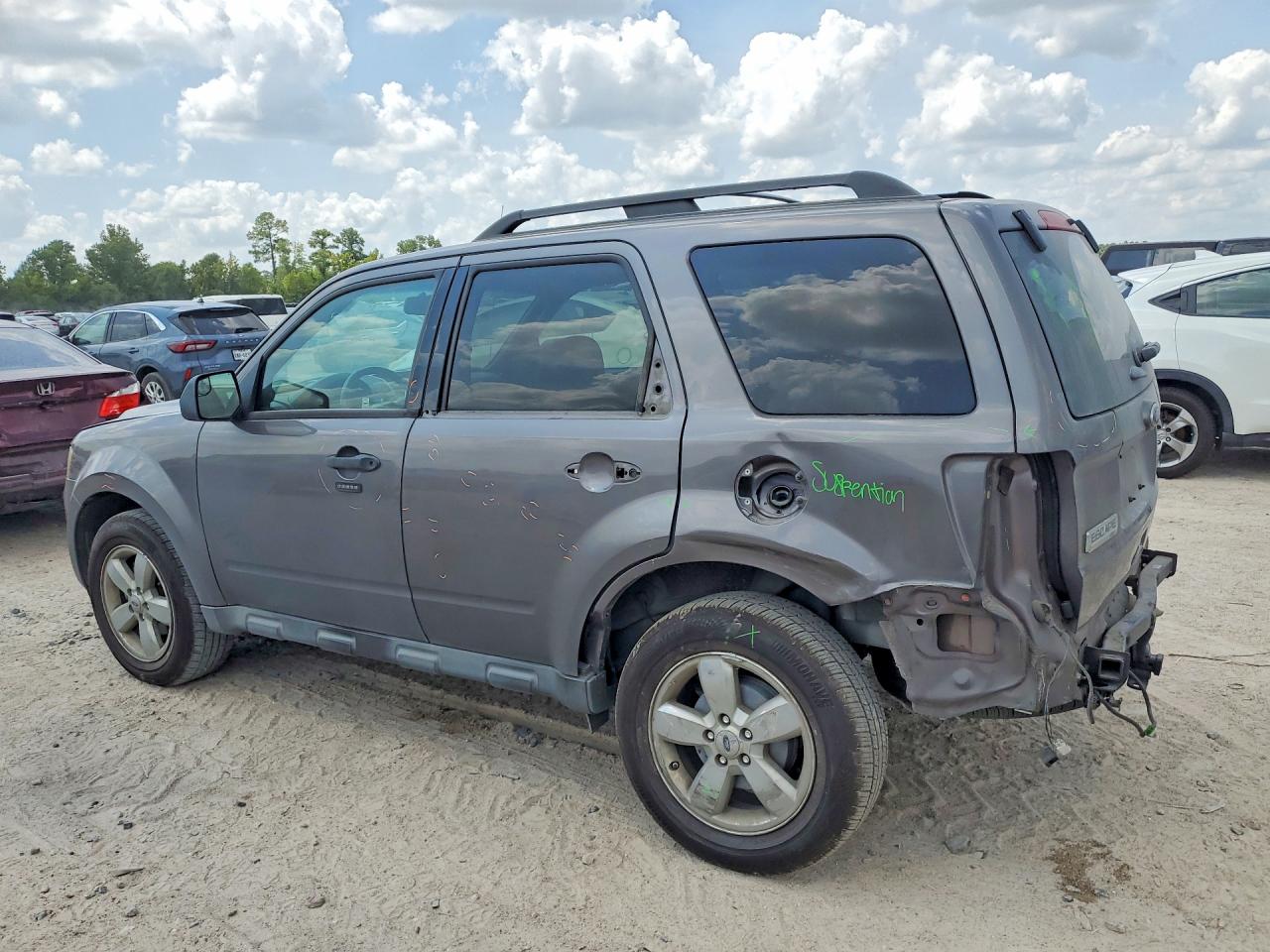 2011 Ford Escape Xlt Silver vin: 1FMCU0DG3BKB73040