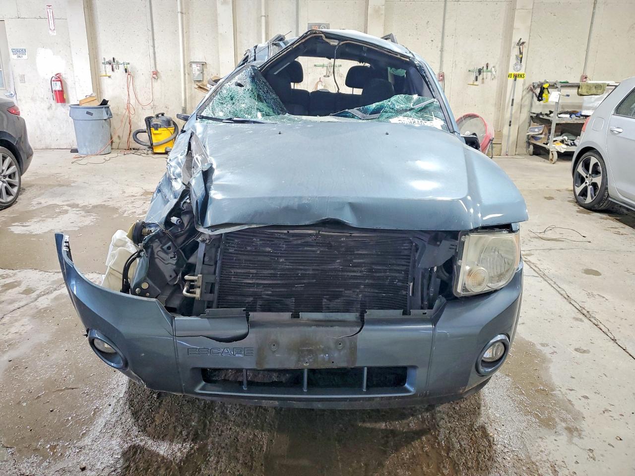 2011 Ford Escape Xlt Blue vin: 1FMCU0DG3BKC03721