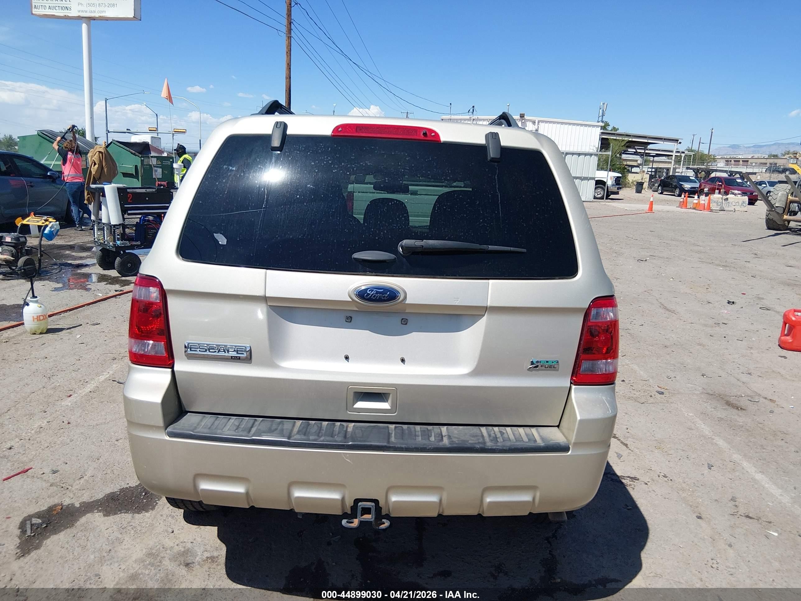 2012 Ford Escape Xlt Beige vin: 1FMCU0DG3CKB04169