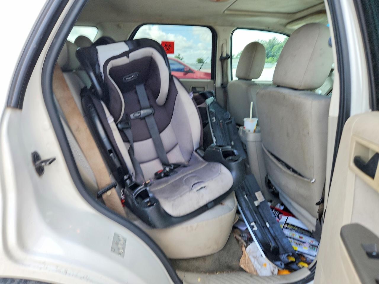 2012 Ford Escape Xlt White vin: 1FMCU0DG3CKC14235
