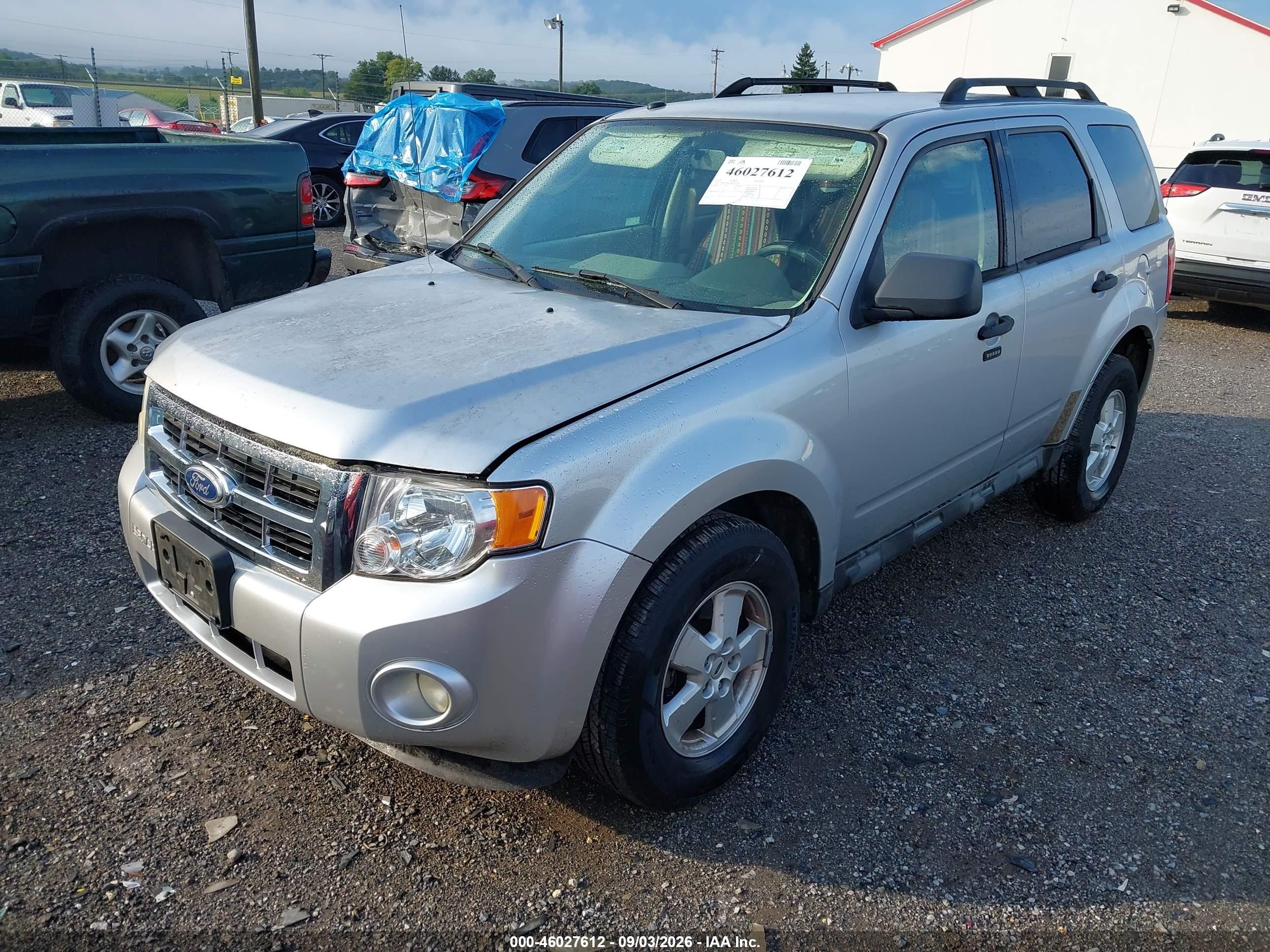 2010 Ford Escape Xlt Silver vin: 1FMCU0DG4AKB78178