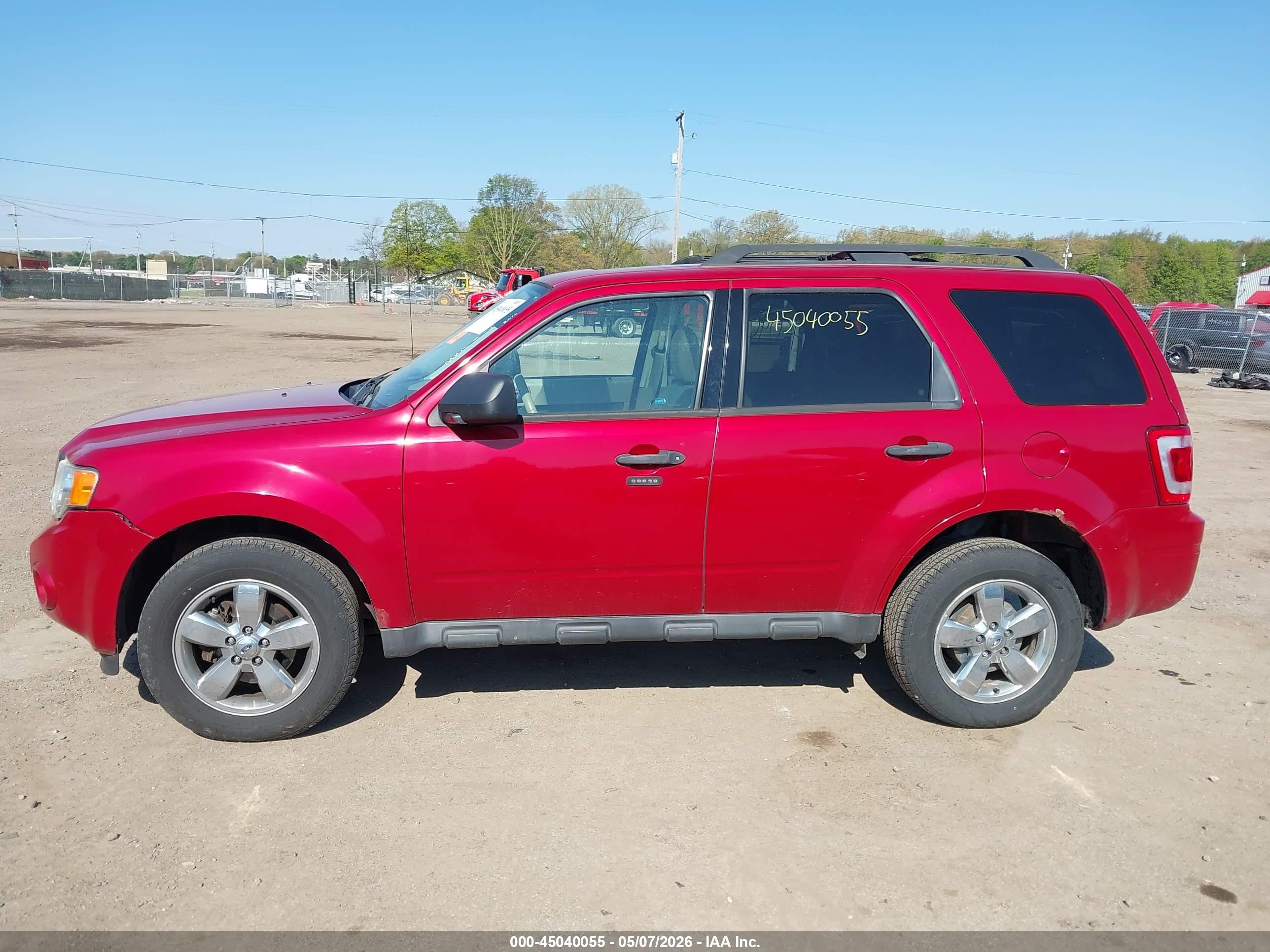 2010 Ford Escape Xlt Красный vin: 1FMCU0DG4AKD25146