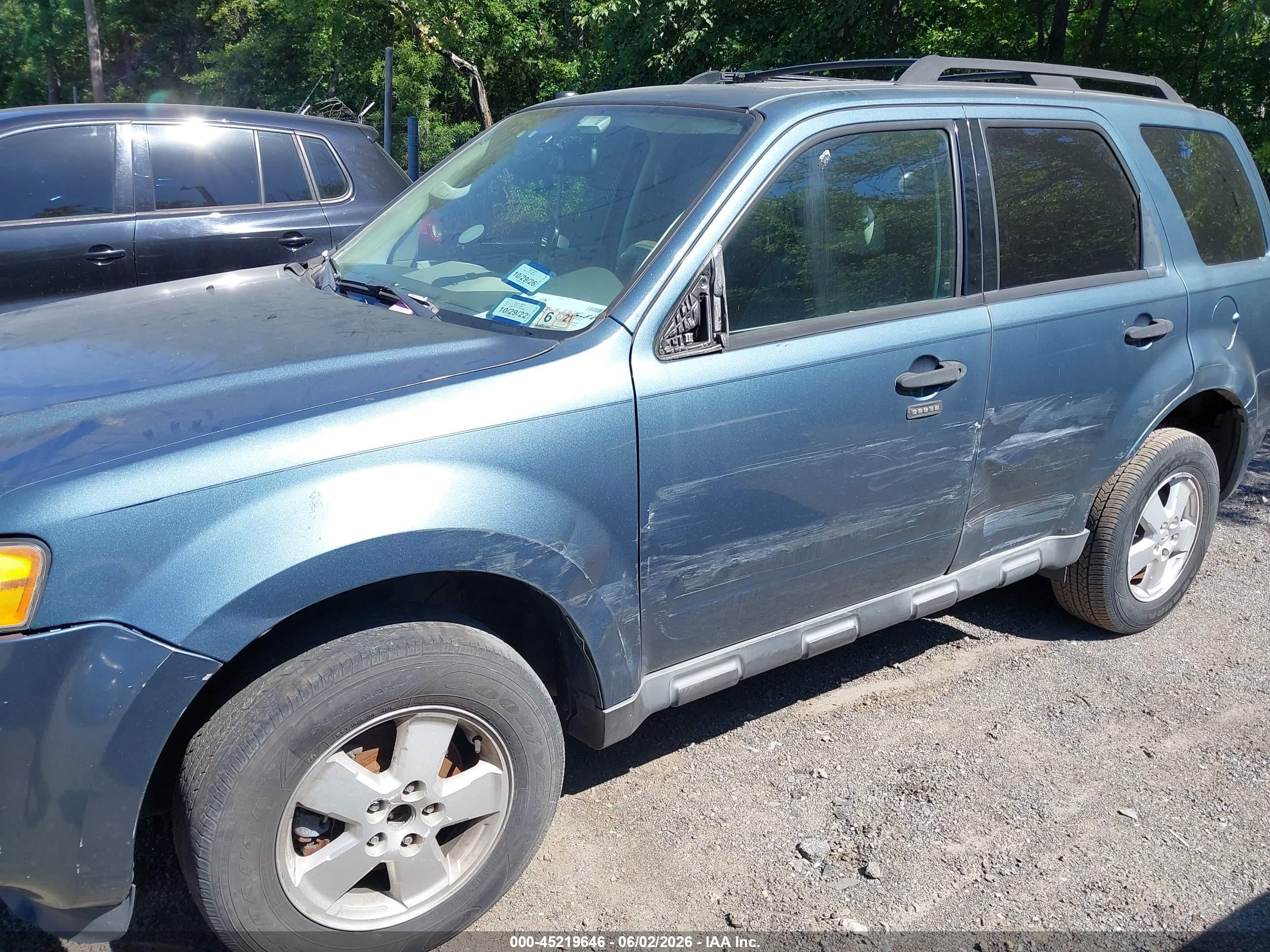 2011 Ford Escape Xlt Blue vin: 1FMCU0DG4BKC70182