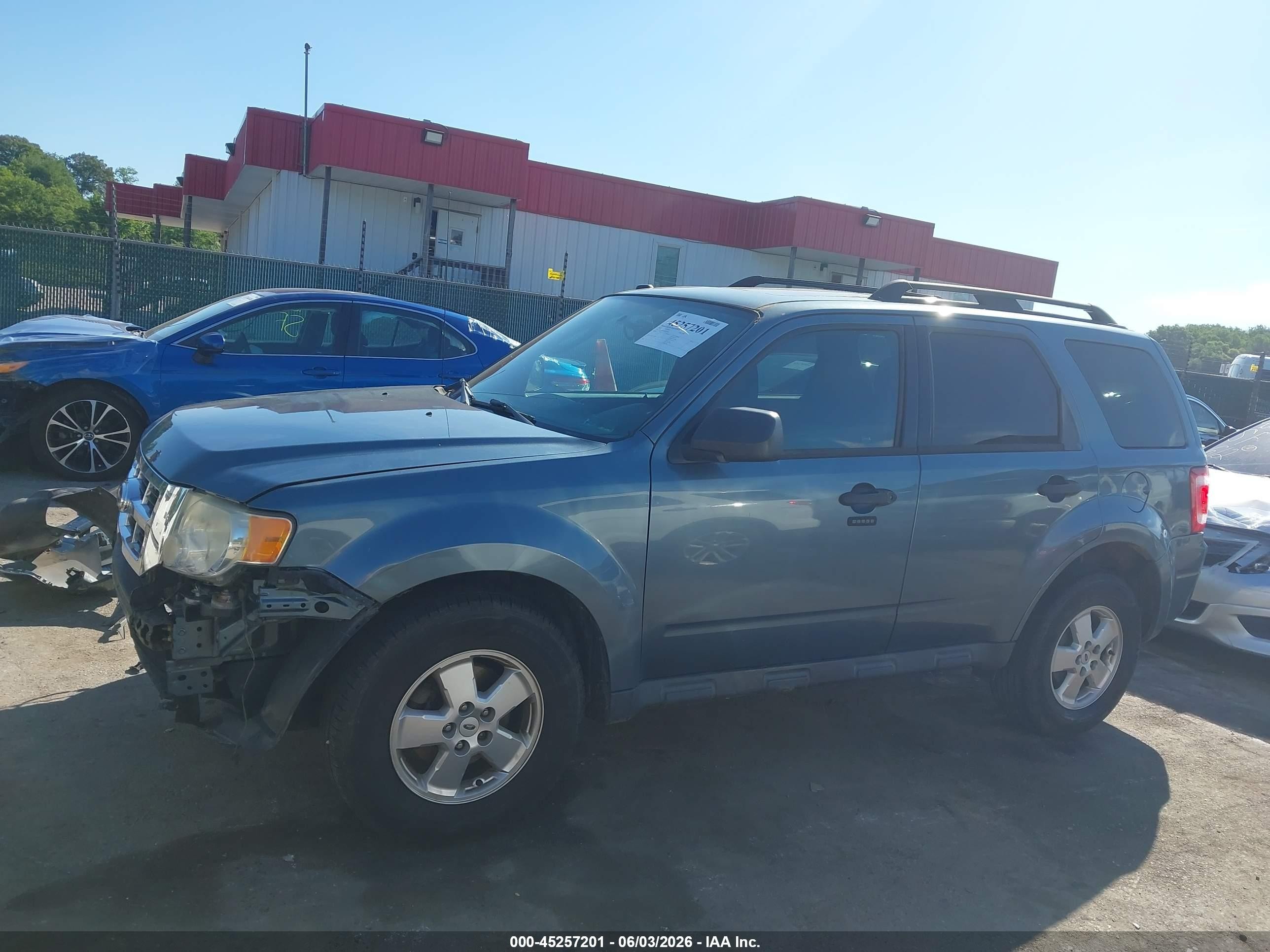 2012 Ford Escape Xlt Light Blue vin: 1FMCU0DG4CKB30862