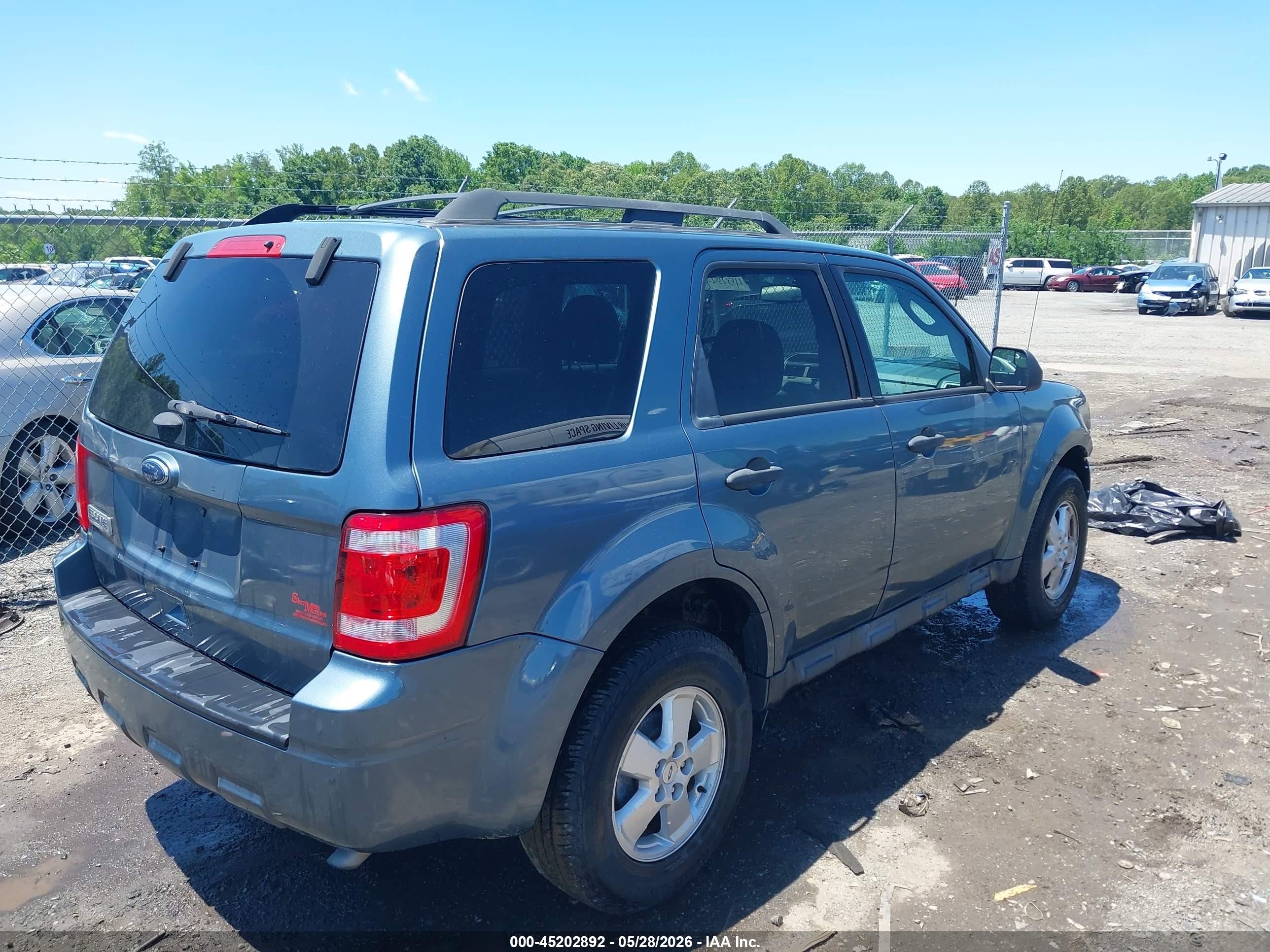 2012 Ford Escape Xlt Blue vin: 1FMCU0DG4CKB53459