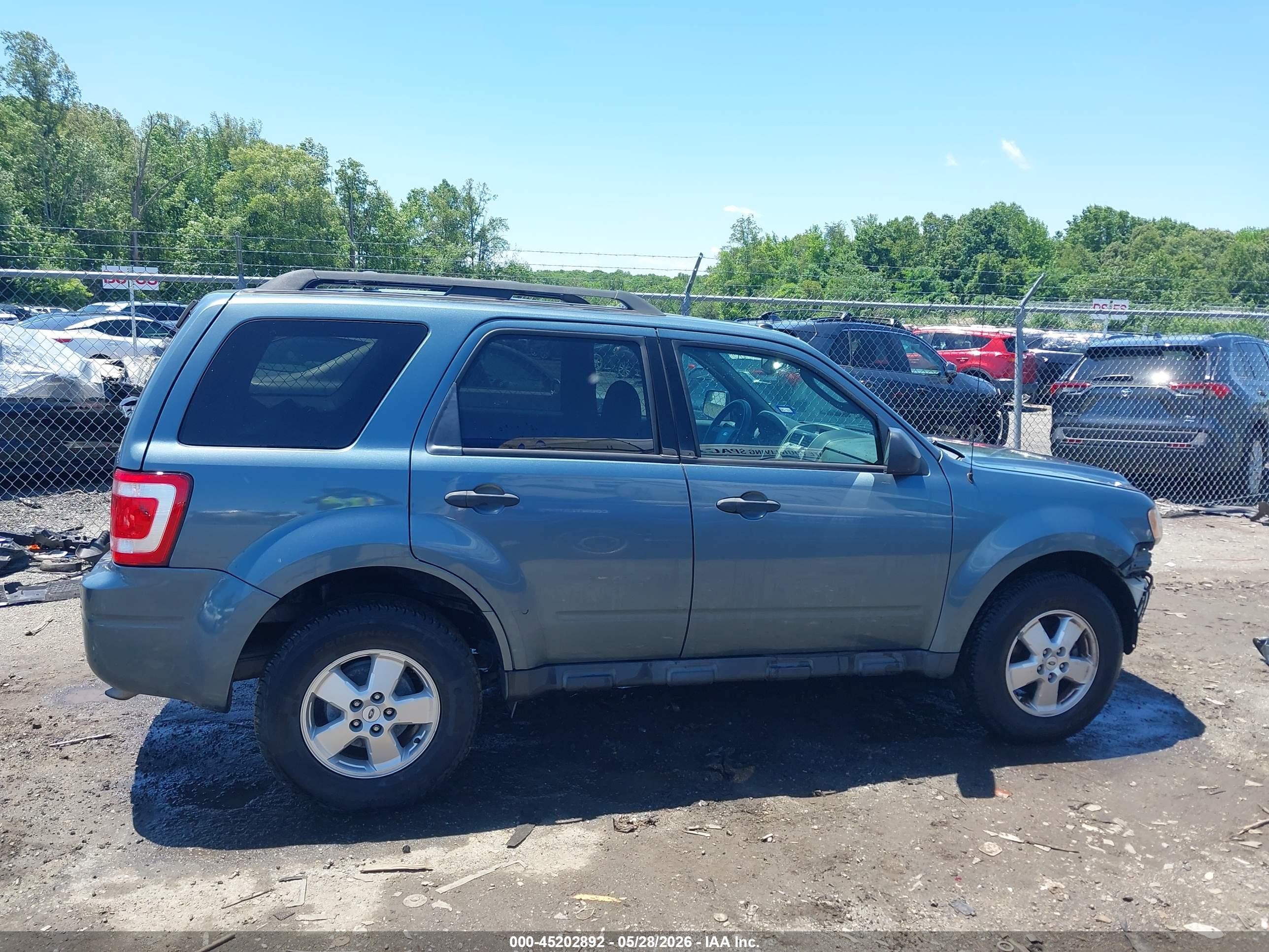 2012 Ford Escape Xlt Blue vin: 1FMCU0DG4CKB53459