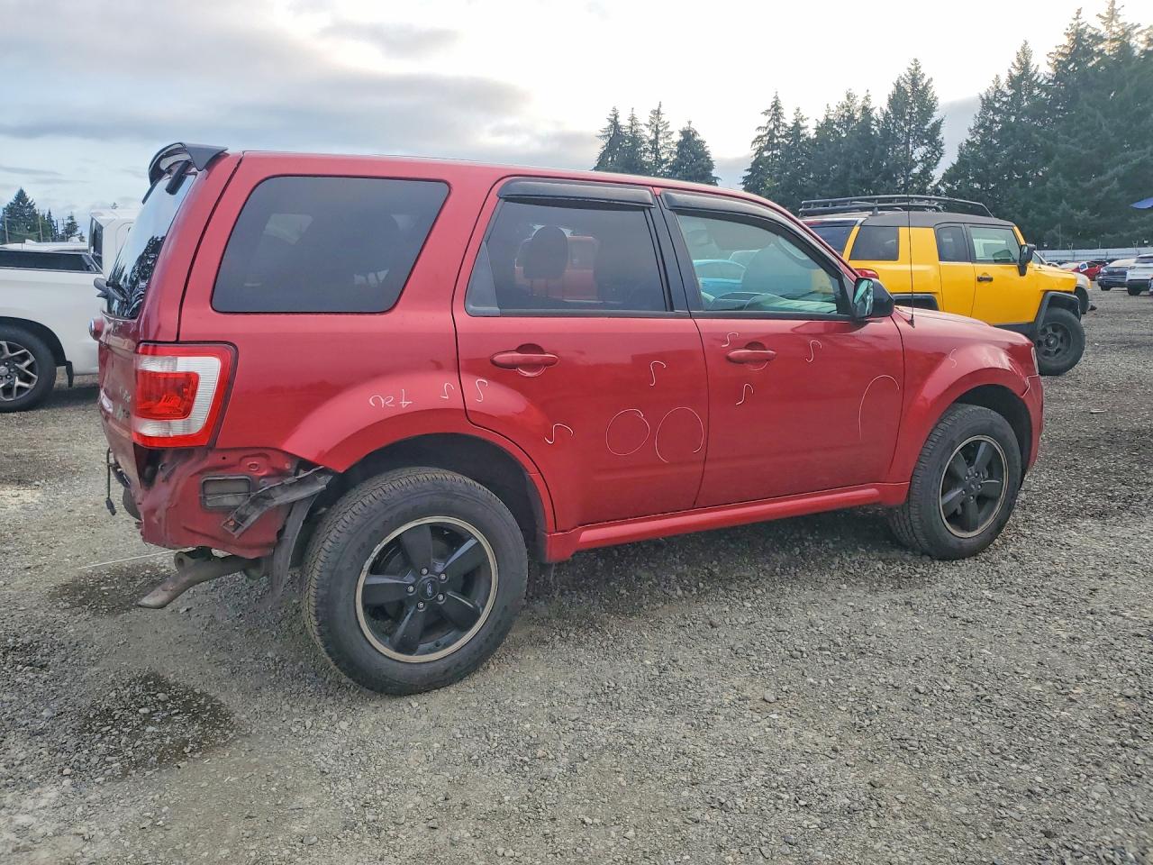 2012 Ford Escape Xlt Красный vin: 1FMCU0DG4CKB73260