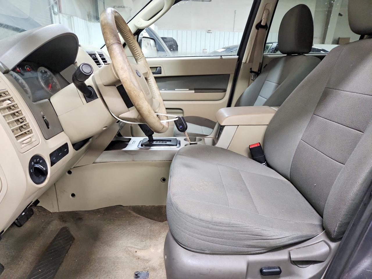 2010 Ford Escape Xlt Gray vin: 1FMCU0DG5AKA54646