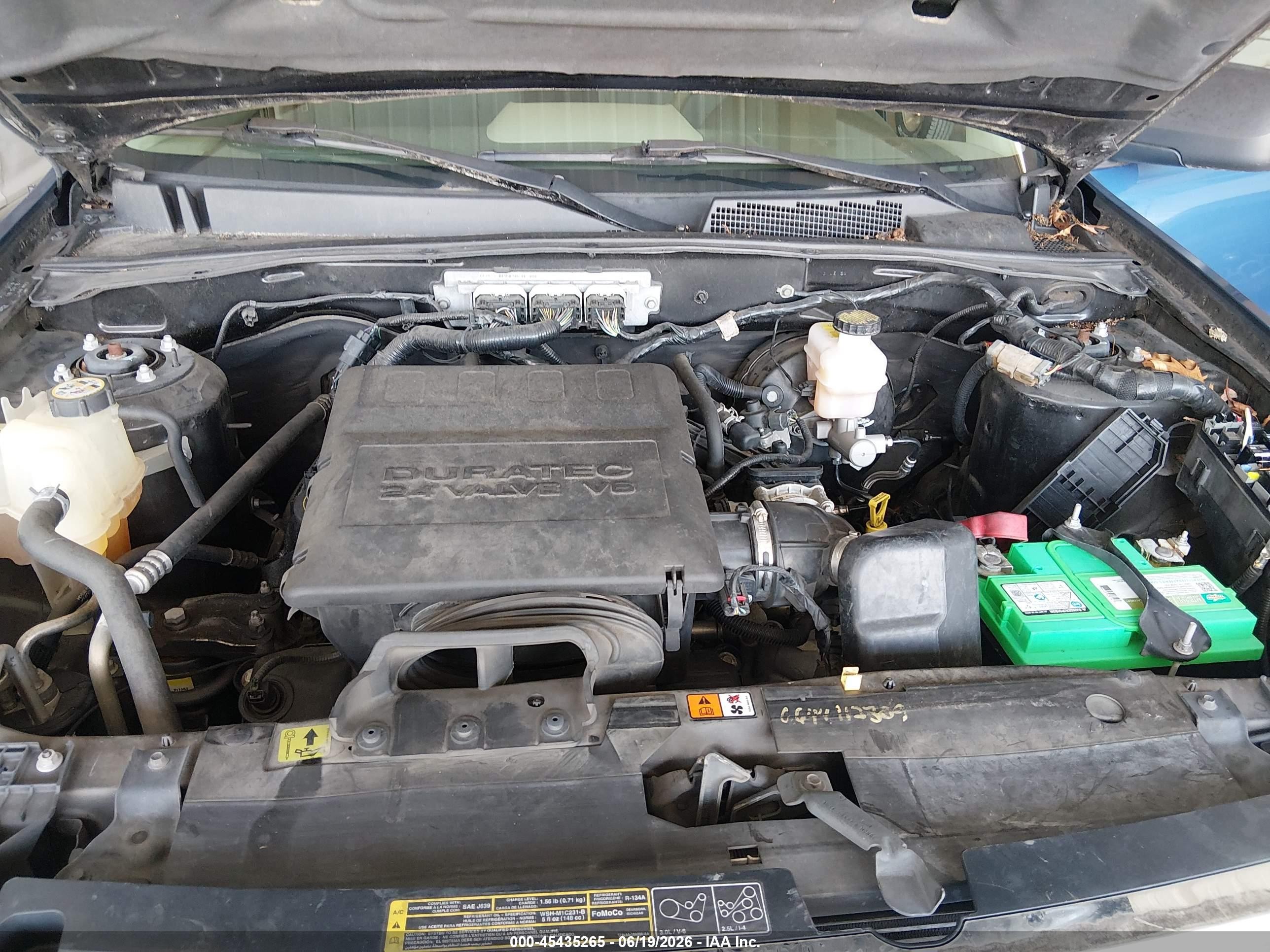 2010 Ford Escape Xlt Blue vin: 1FMCU0DG5AKB20340