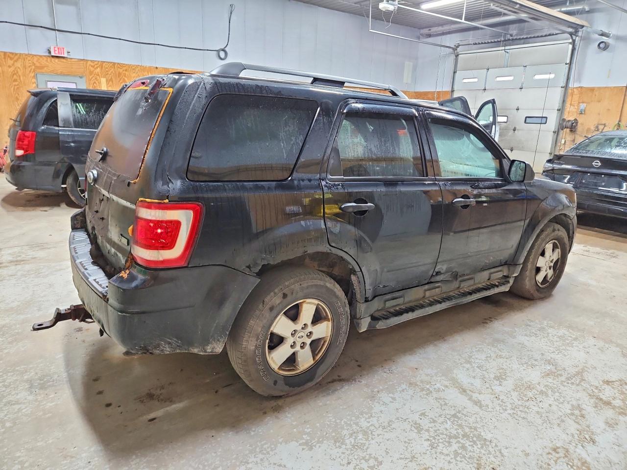 2010 Ford Escape Xlt Black vin: 1FMCU0DG5AKC63398