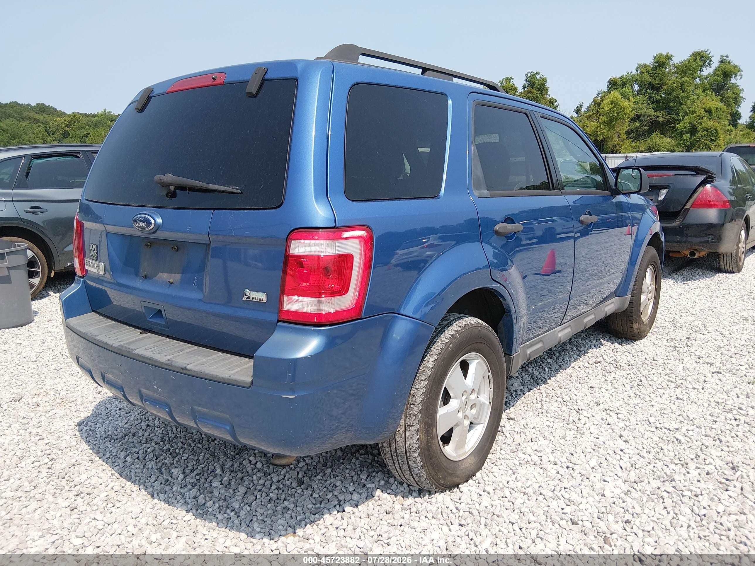 2010 Ford Escape Xlt Blue vin: 1FMCU0DG5AKC78824