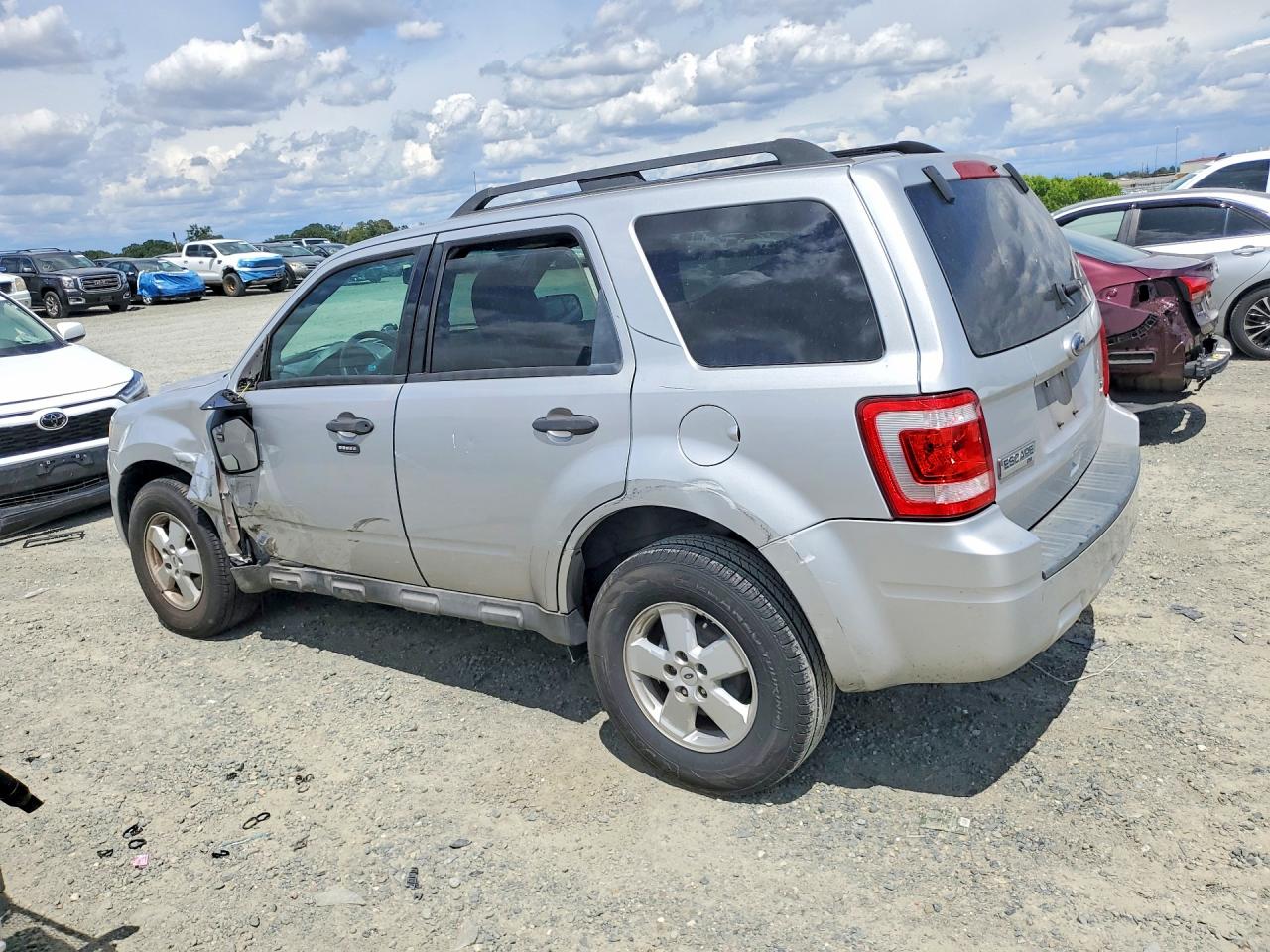 2010 Ford Escape Xlt Silver vin: 1FMCU0DG5AKC95154