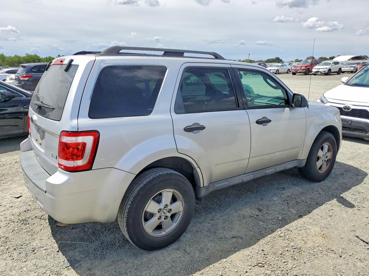2010 Ford Escape Xlt Silver vin: 1FMCU0DG5AKC95154