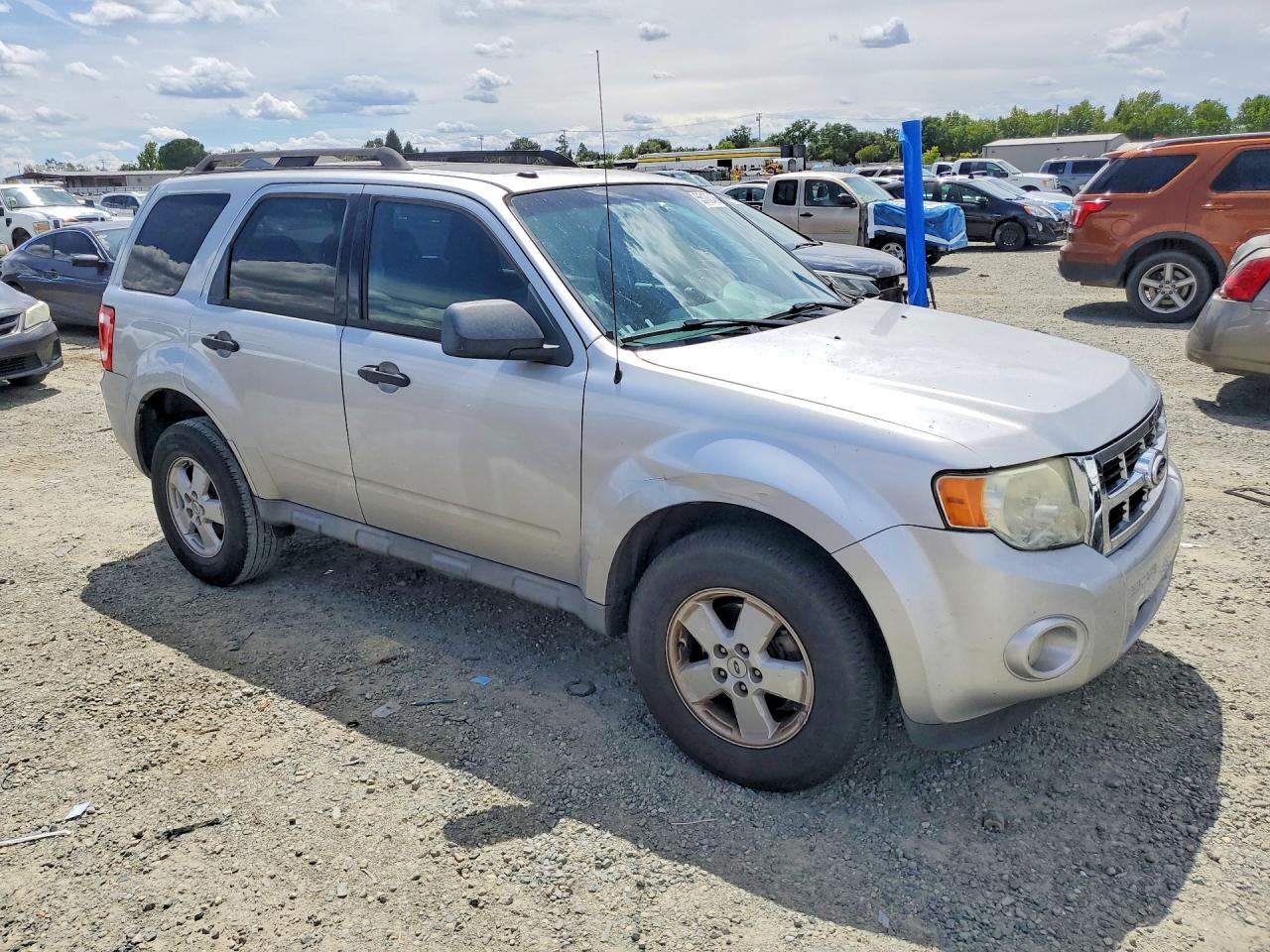 2010 Ford Escape Xlt Silver vin: 1FMCU0DG5AKC95154