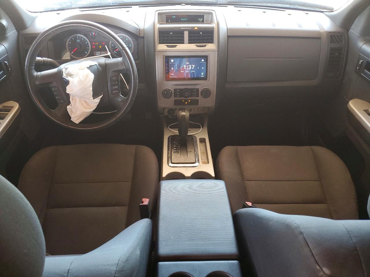 2011 Ford Escape Xlt Silver vin: 1FMCU0DG5BKA33555