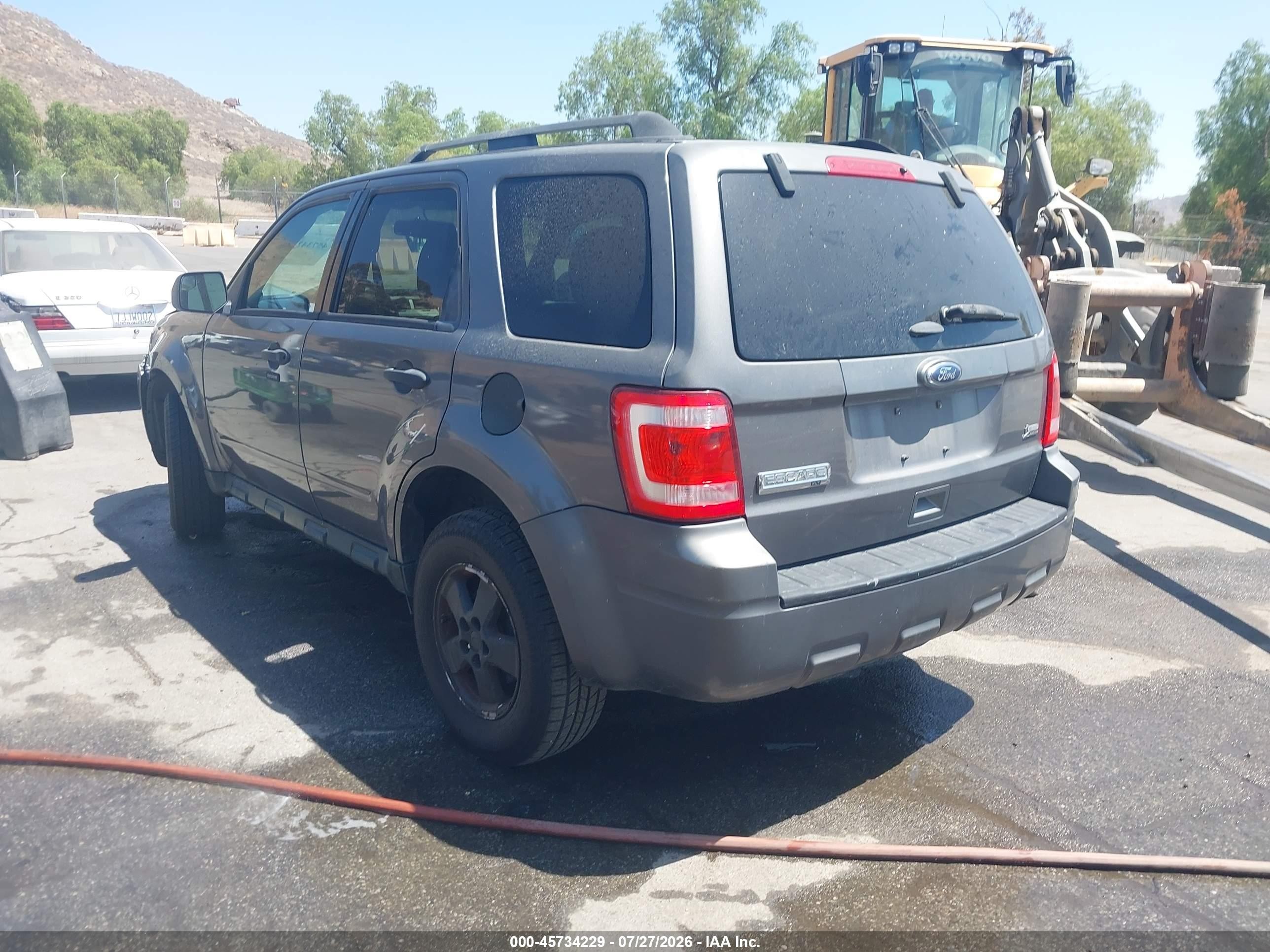 2011 Ford Escape Xlt Gray vin: 1FMCU0DG5BKA98843