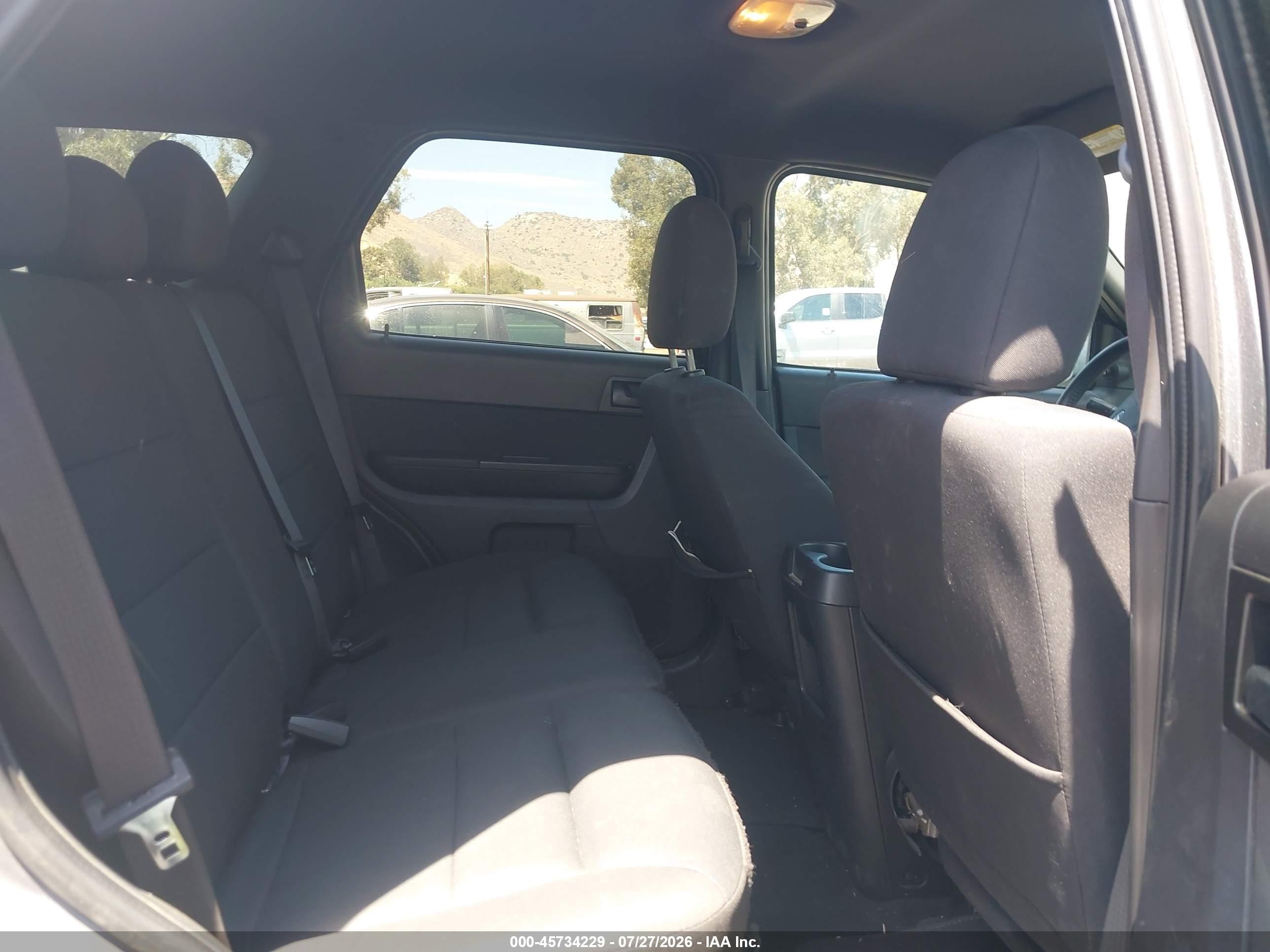 2011 Ford Escape Xlt Gray vin: 1FMCU0DG5BKA98843