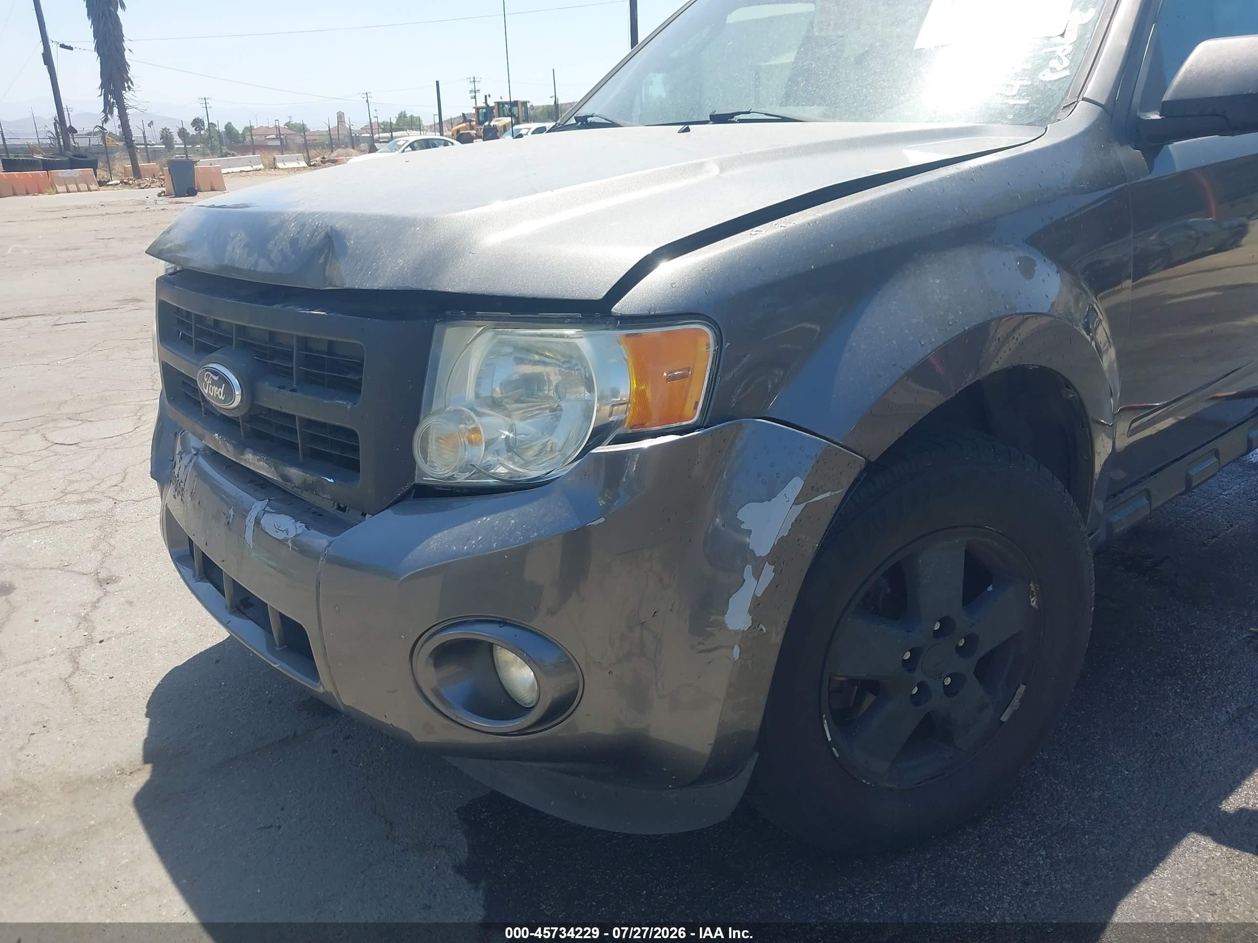 2011 Ford Escape Xlt Gray vin: 1FMCU0DG5BKA98843