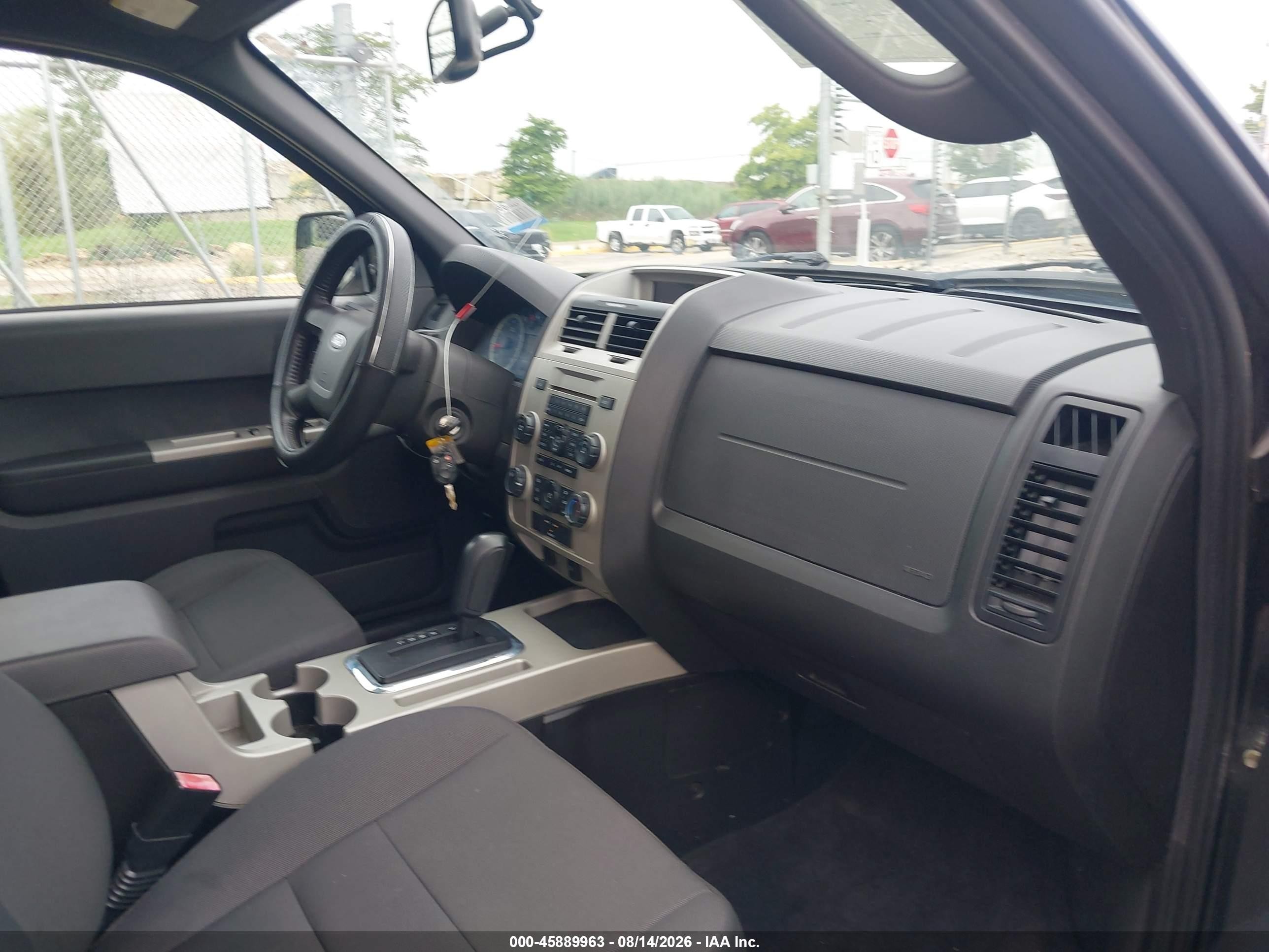 2011 Ford Escape Xlt Black vin: 1FMCU0DG5BKB30089