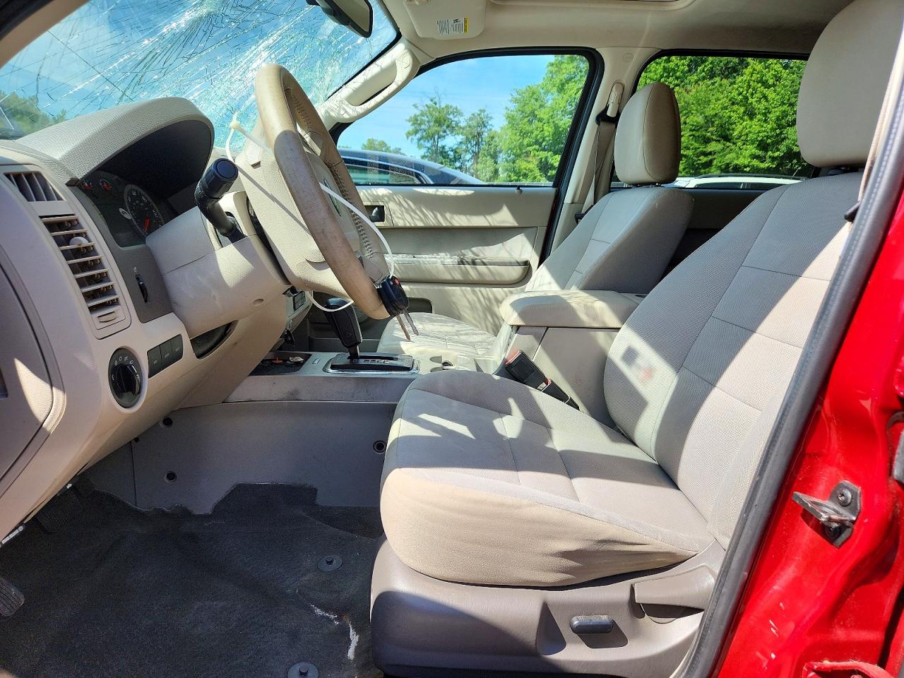 2011 Ford Escape Xlt Red vin: 1FMCU0DG5BKB51511