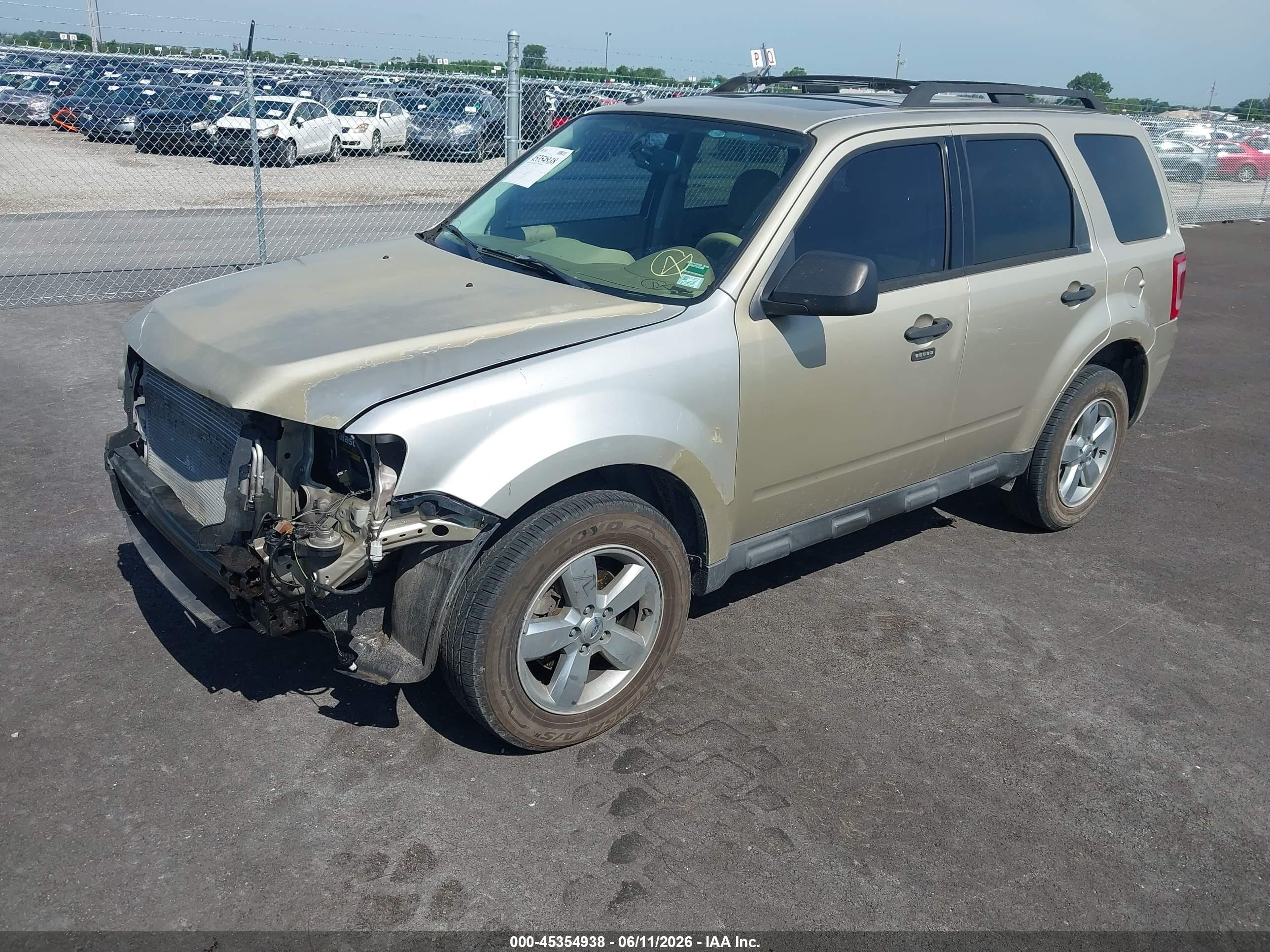 2011 Ford Escape Xlt Gold vin: 1FMCU0DG5BKC37661