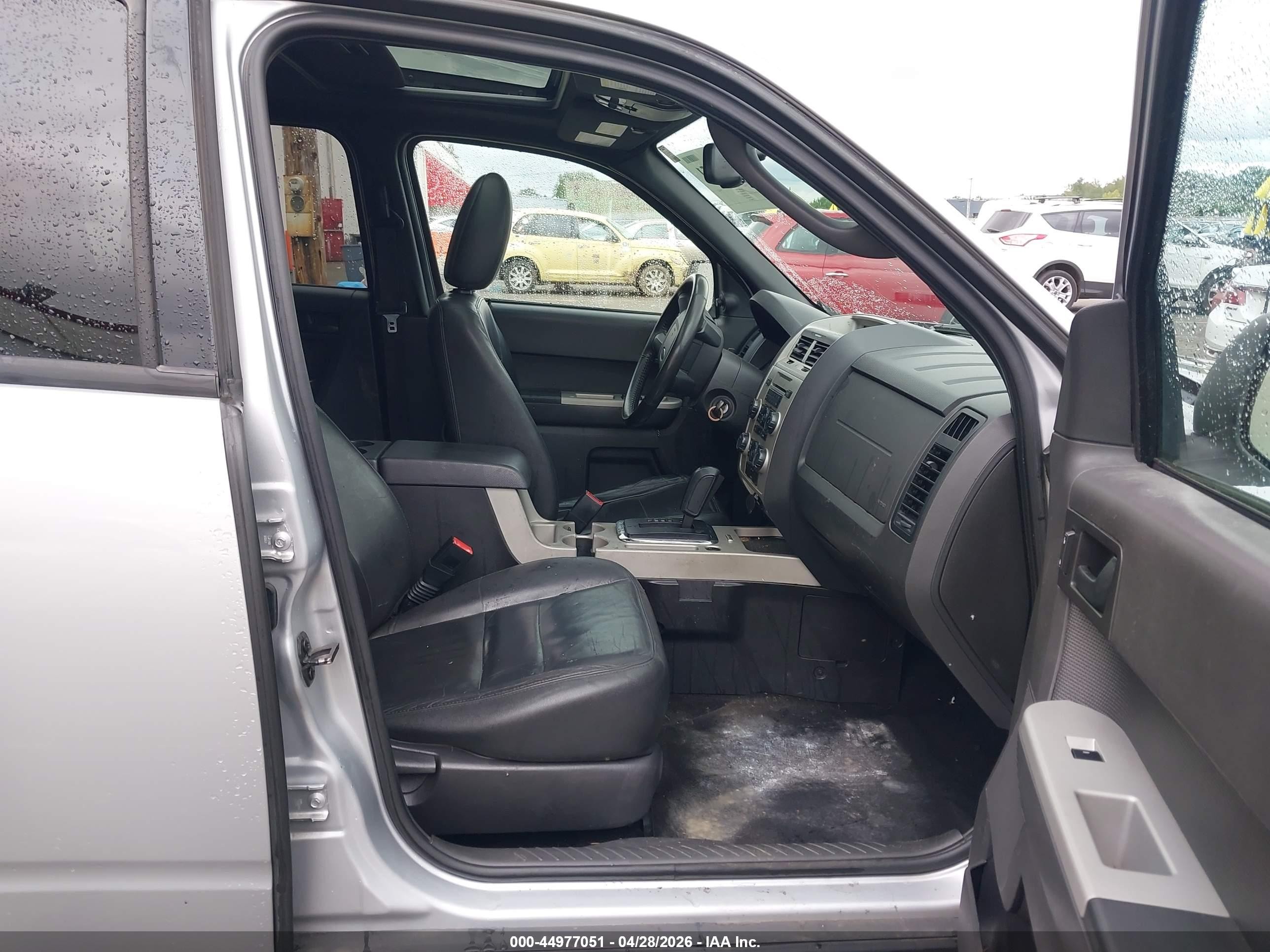 2012 Ford Escape Xlt Серебряный vin: 1FMCU0DG5CKA94258