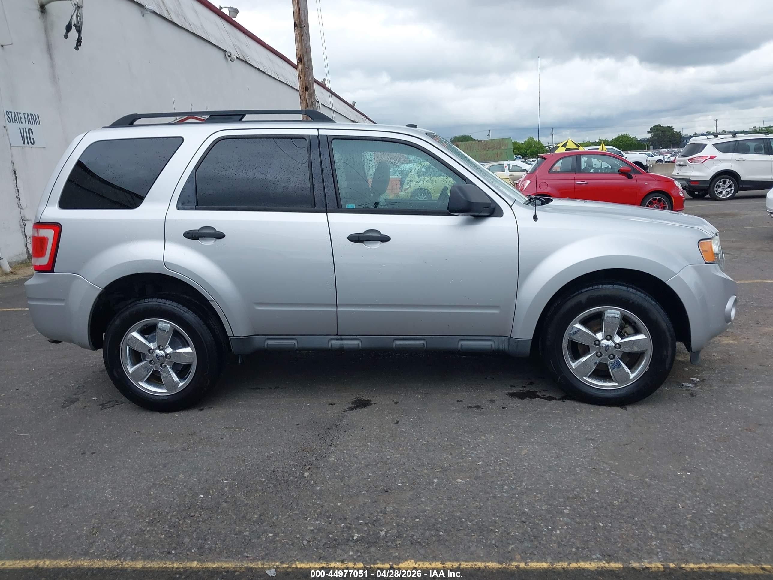 2012 Ford Escape Xlt Серебряный vin: 1FMCU0DG5CKA94258