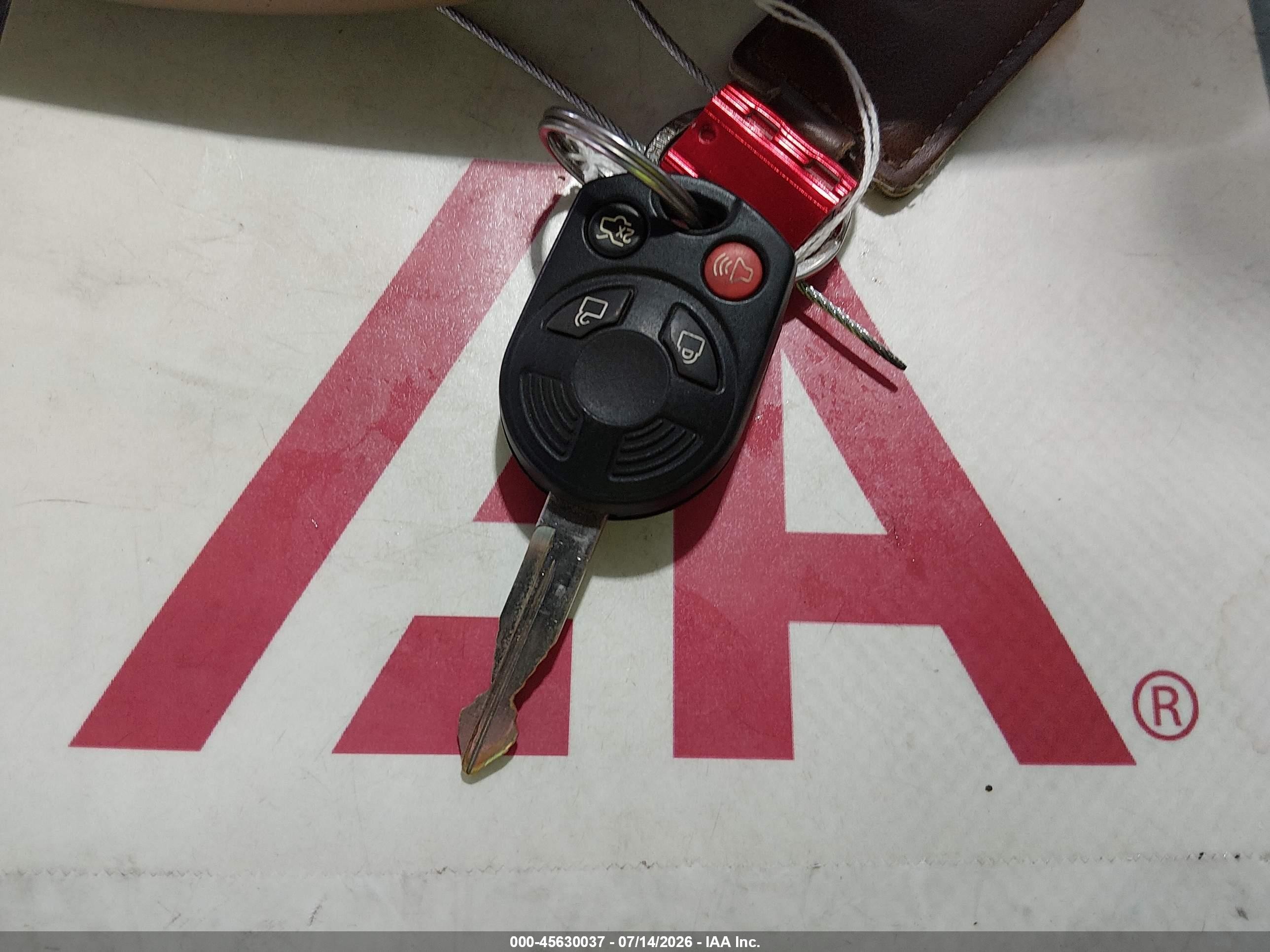 2012 Ford Escape Xlt Бежевый vin: 1FMCU0DG5CKC43106