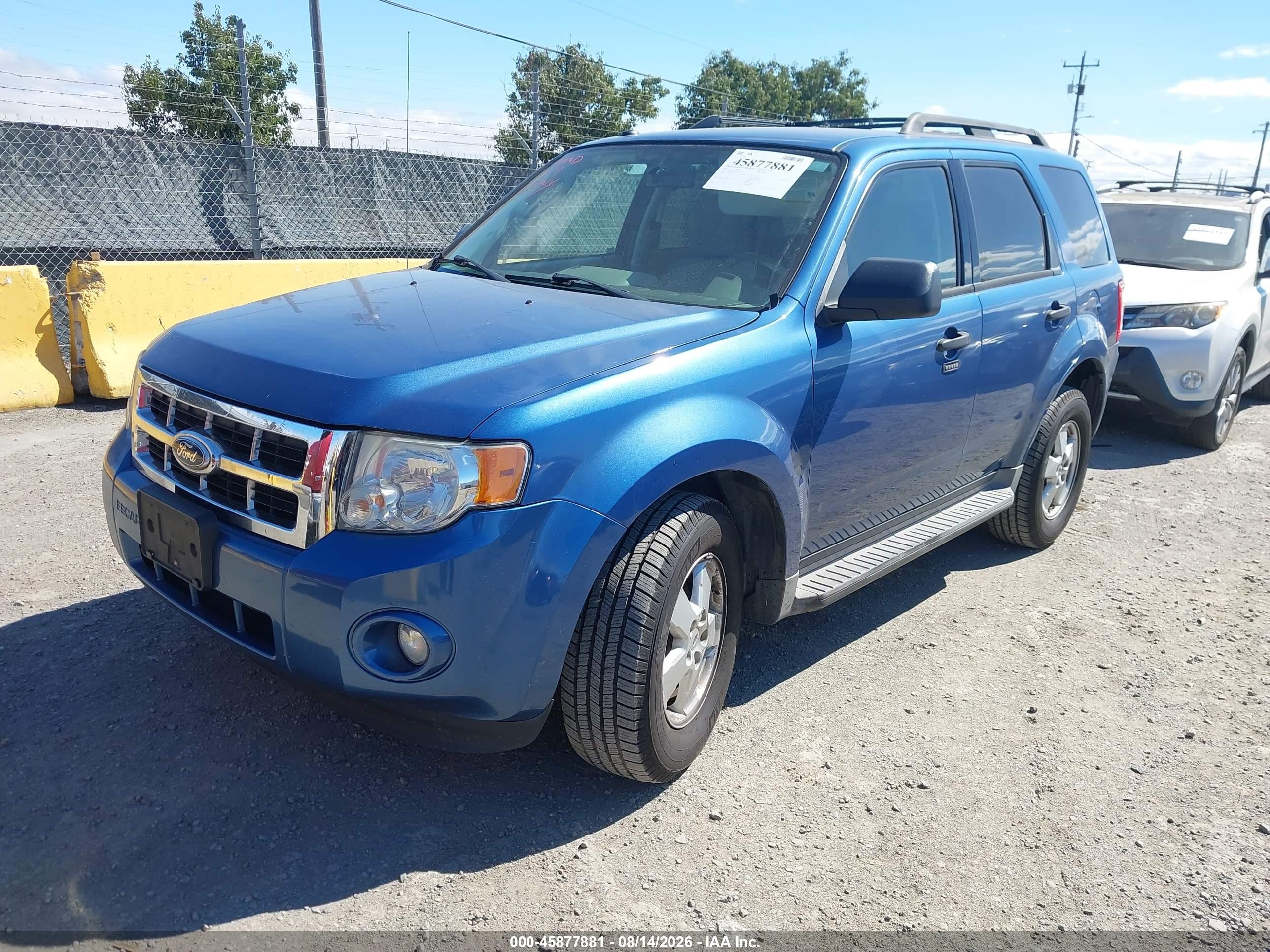 2010 Ford Escape Xlt Blue vin: 1FMCU0DG6AKD27562