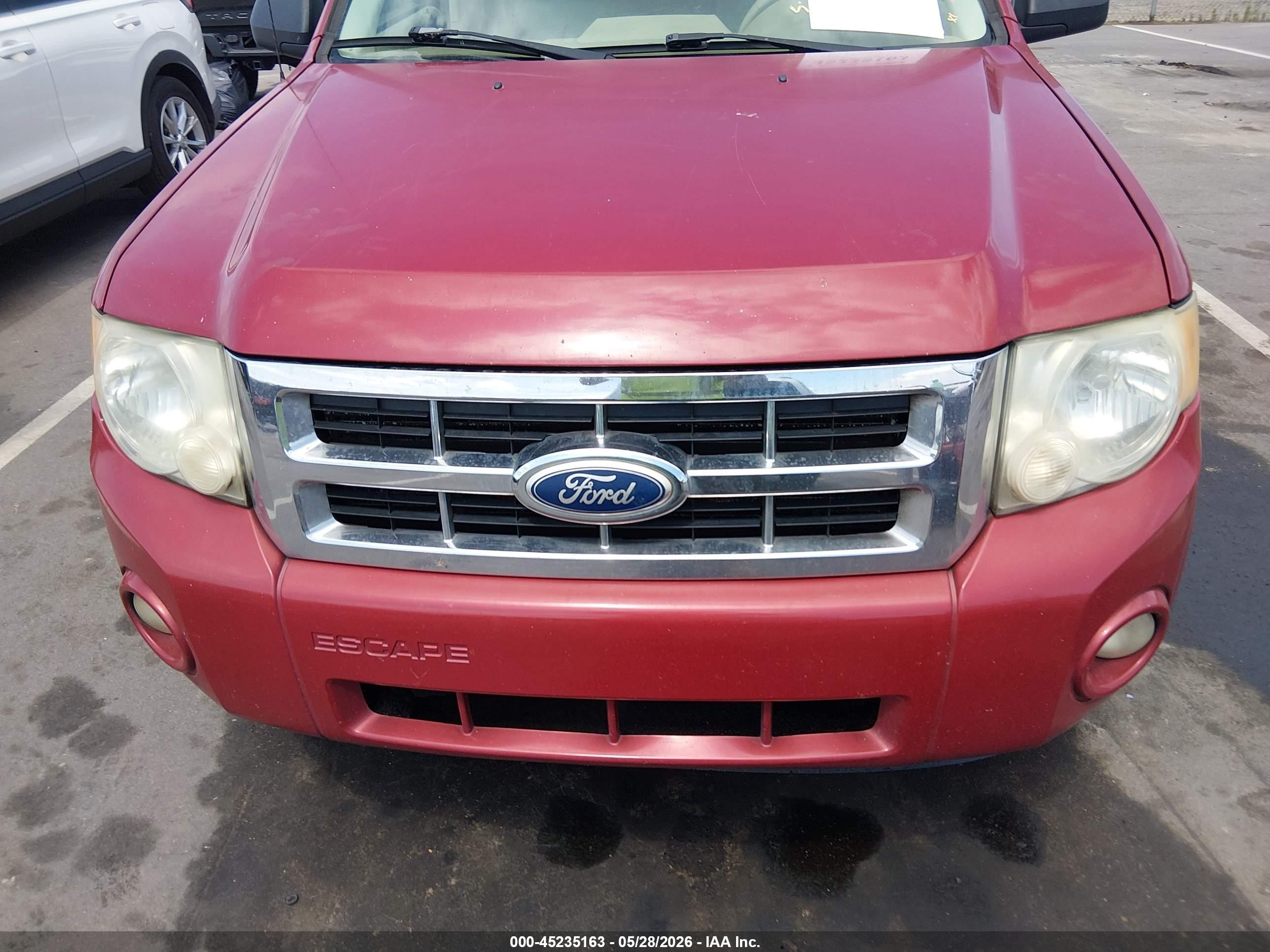 2011 Ford Escape Xlt Red vin: 1FMCU0DG6BKA72395