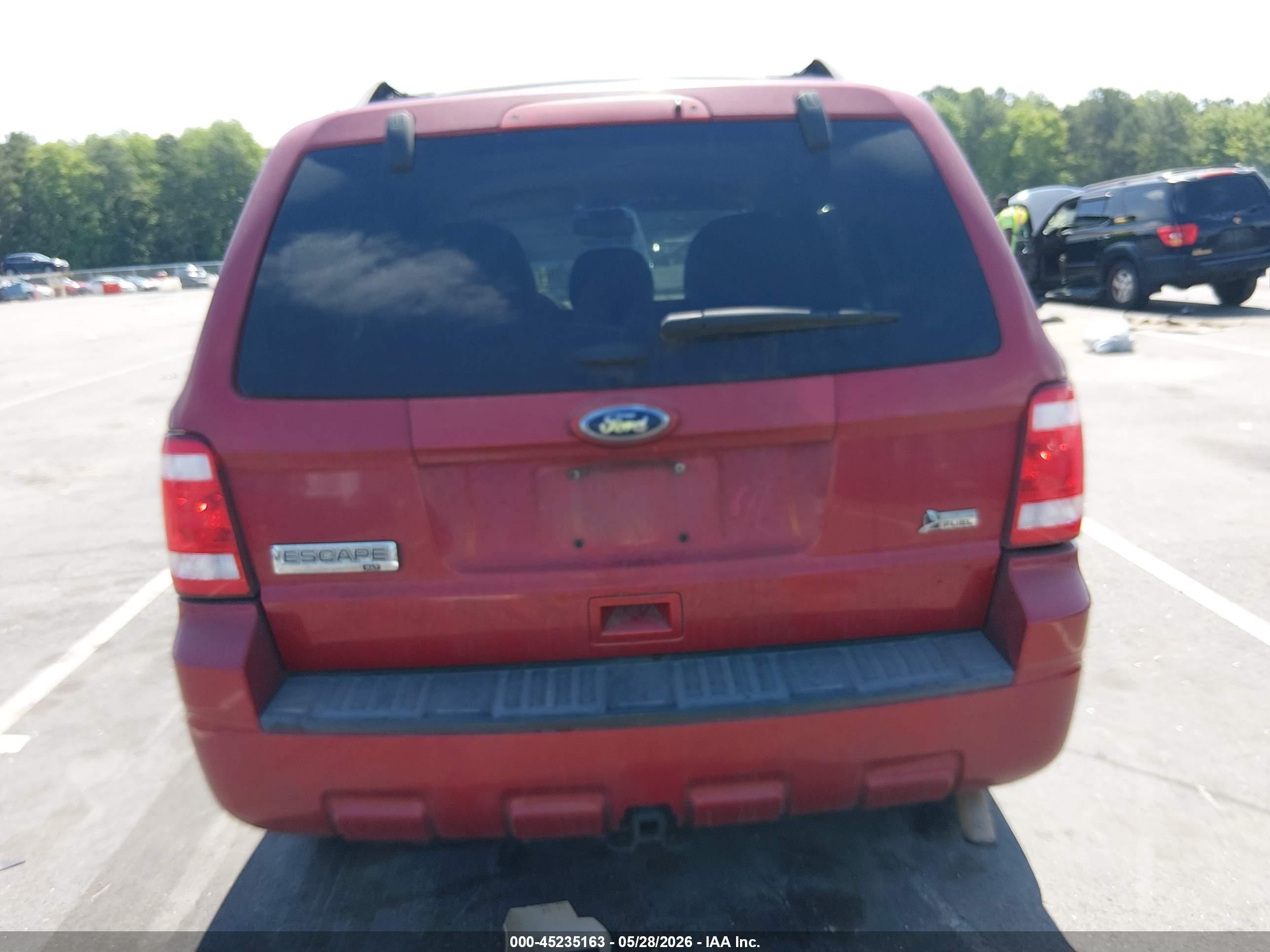 2011 Ford Escape Xlt Red vin: 1FMCU0DG6BKA72395