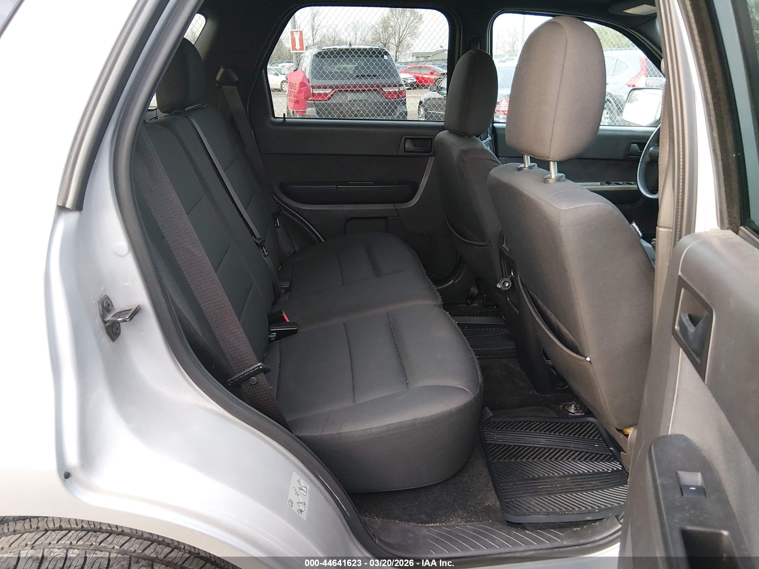2011 Ford Escape Xlt Gray vin: 1FMCU0DG6BKB22714