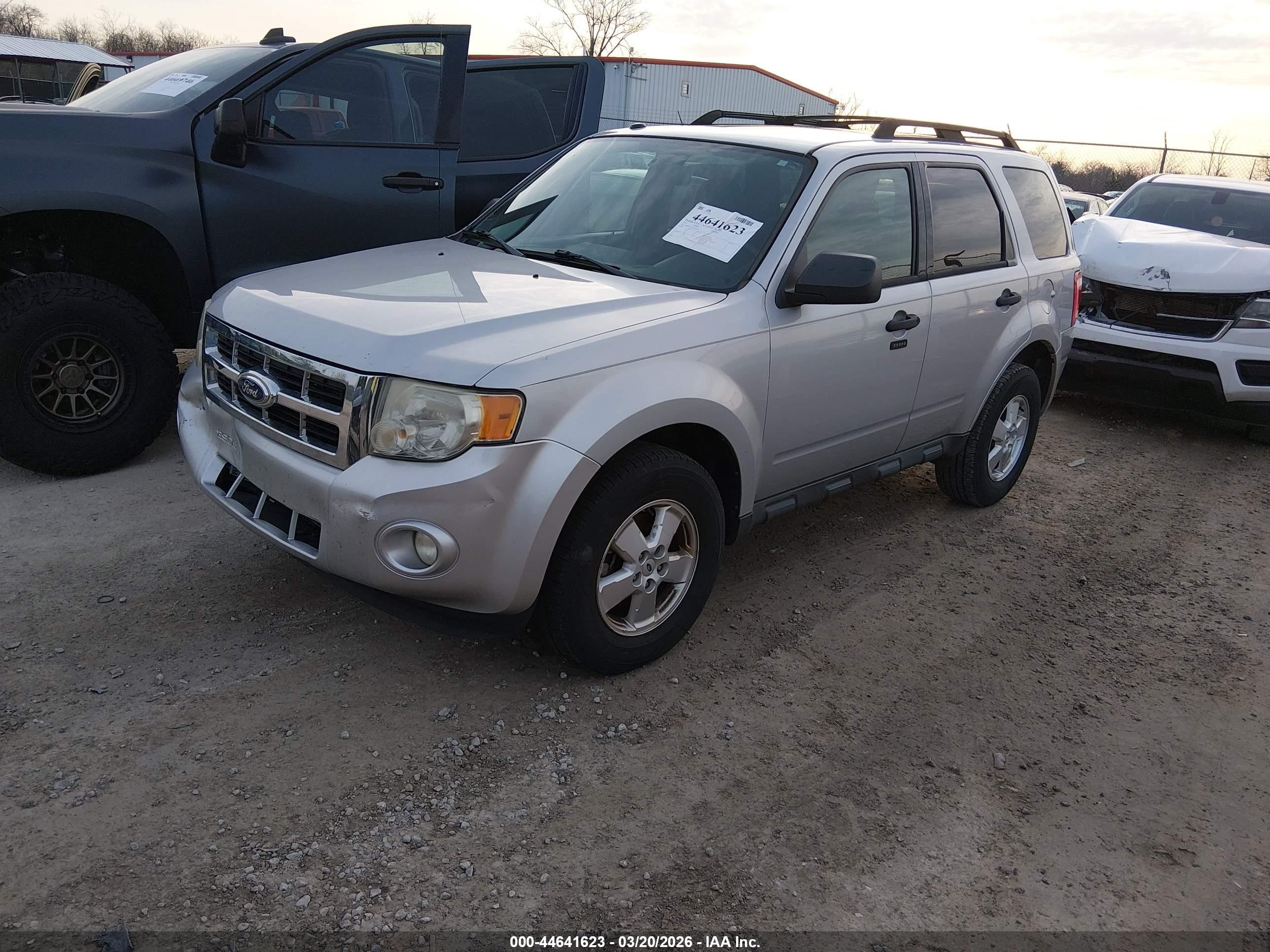 2011 Ford Escape Xlt Gray vin: 1FMCU0DG6BKB22714