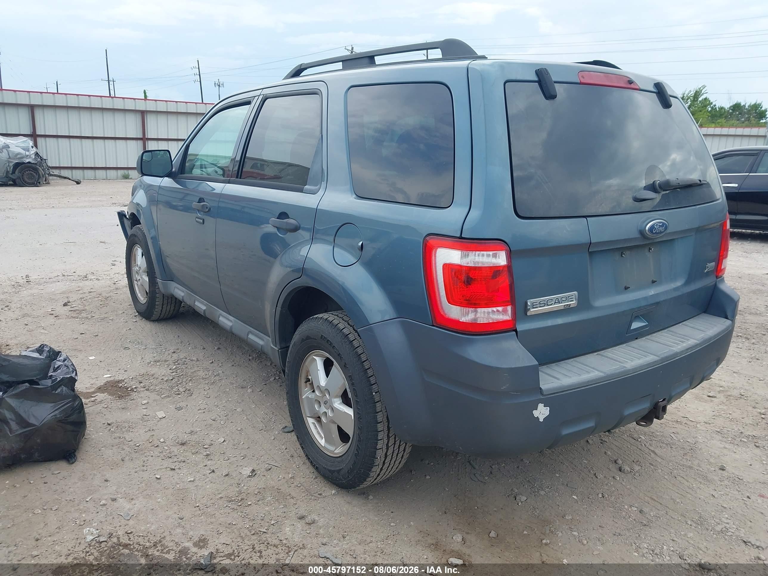 2011 Ford Escape Xlt Blue vin: 1FMCU0DG6BKB45975