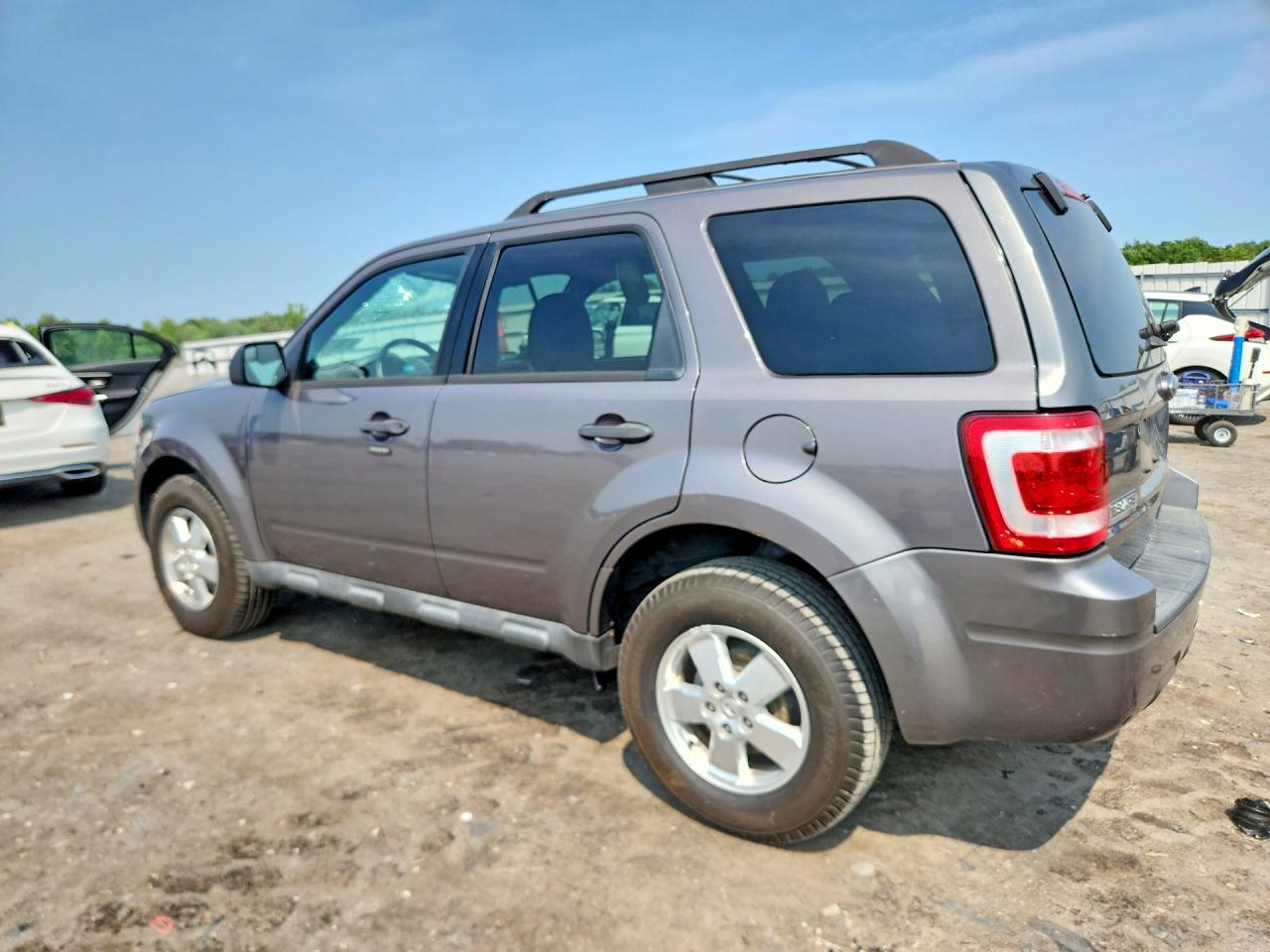 2011 Ford Escape Xlt Gray vin: 1FMCU0DG6BKB89099