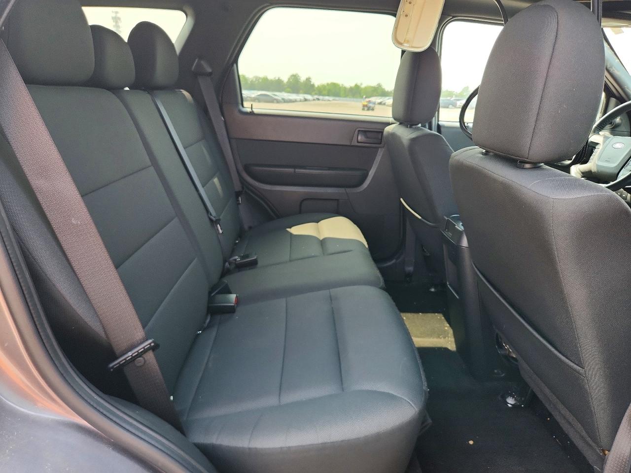 2011 Ford Escape Xlt Gray vin: 1FMCU0DG6BKB89099