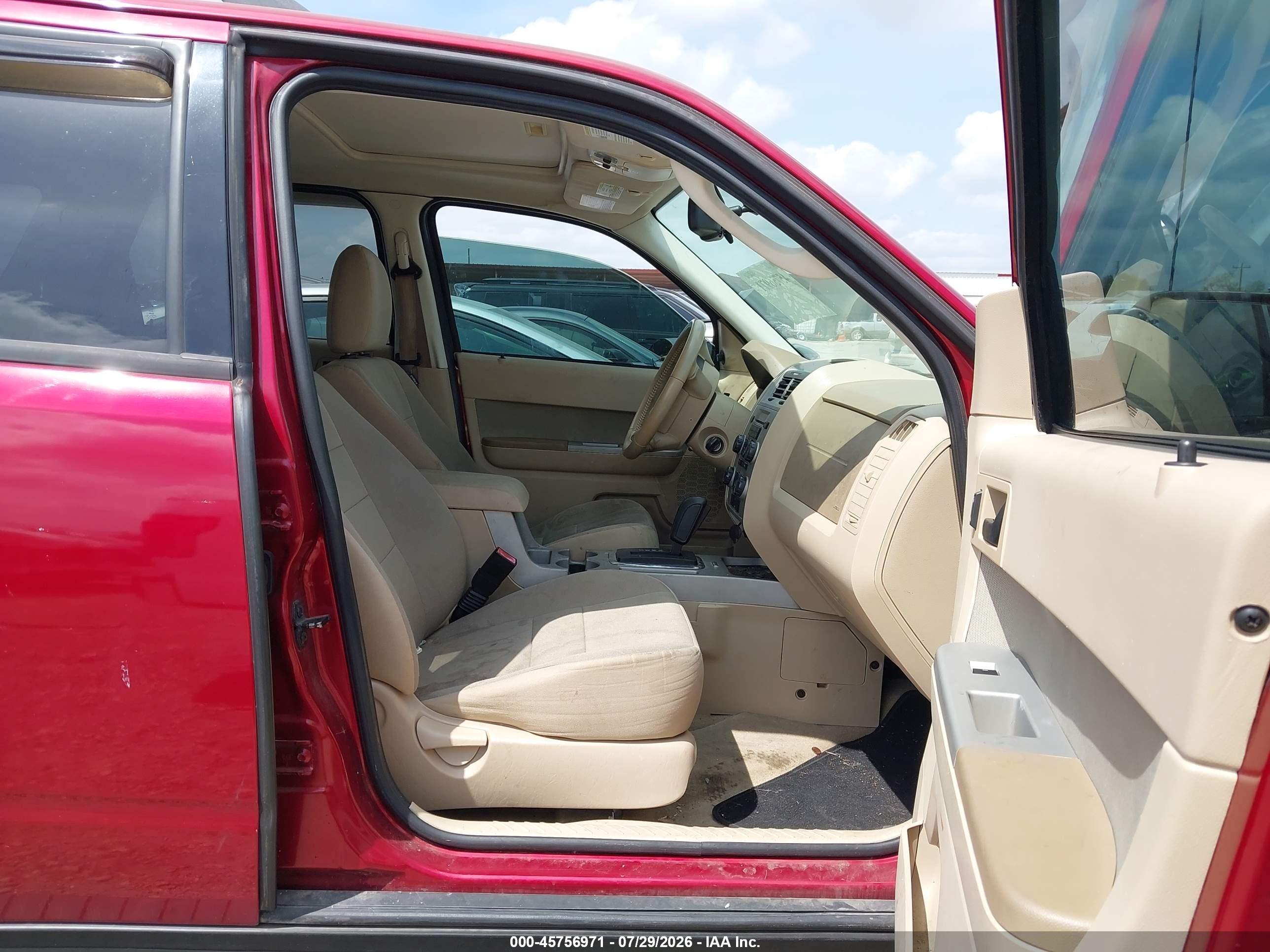 2012 Ford Escape Xlt Red vin: 1FMCU0DG6CKB53351