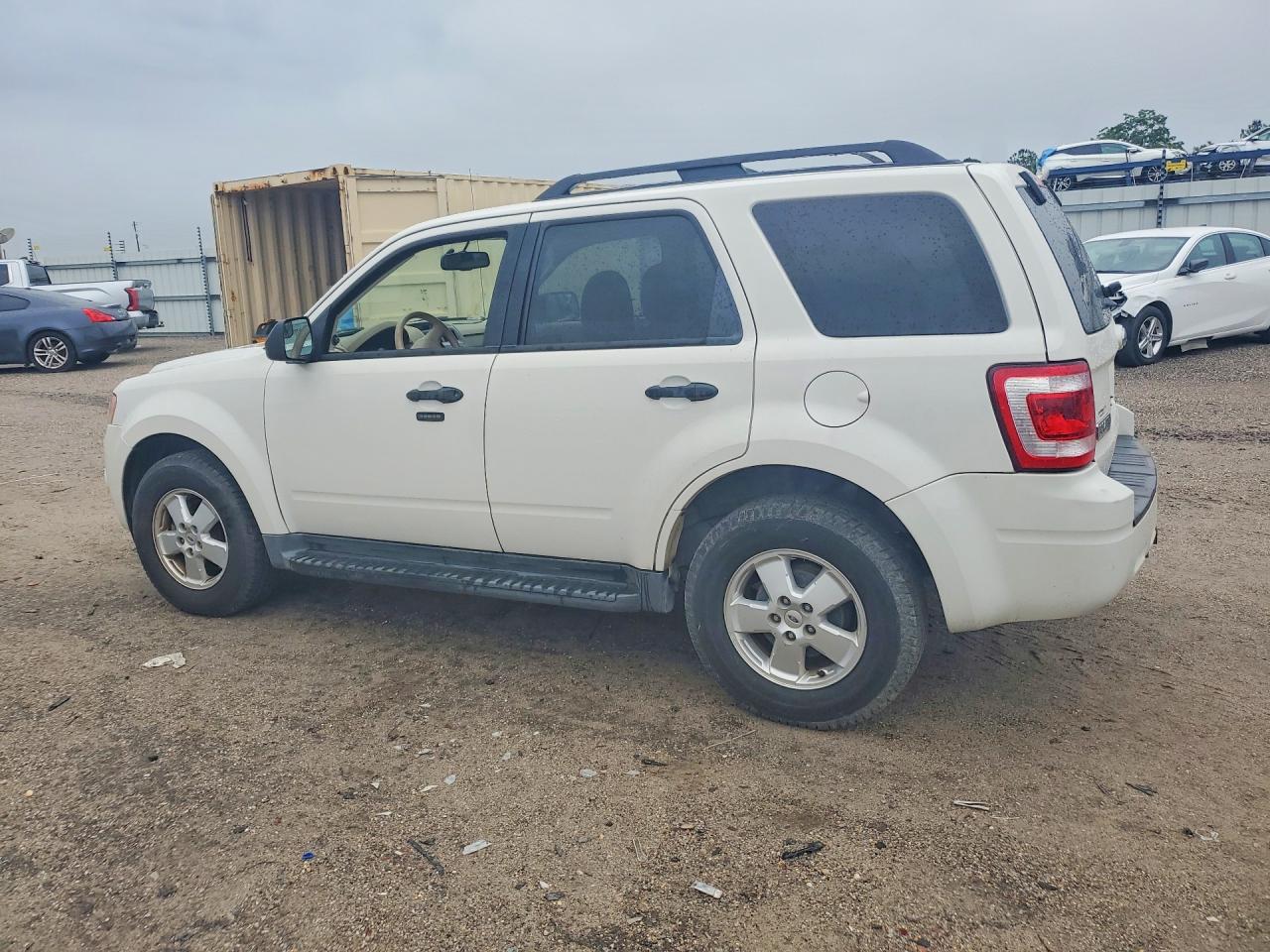2012 Ford Escape Xlt White vin: 1FMCU0DG6CKB62826