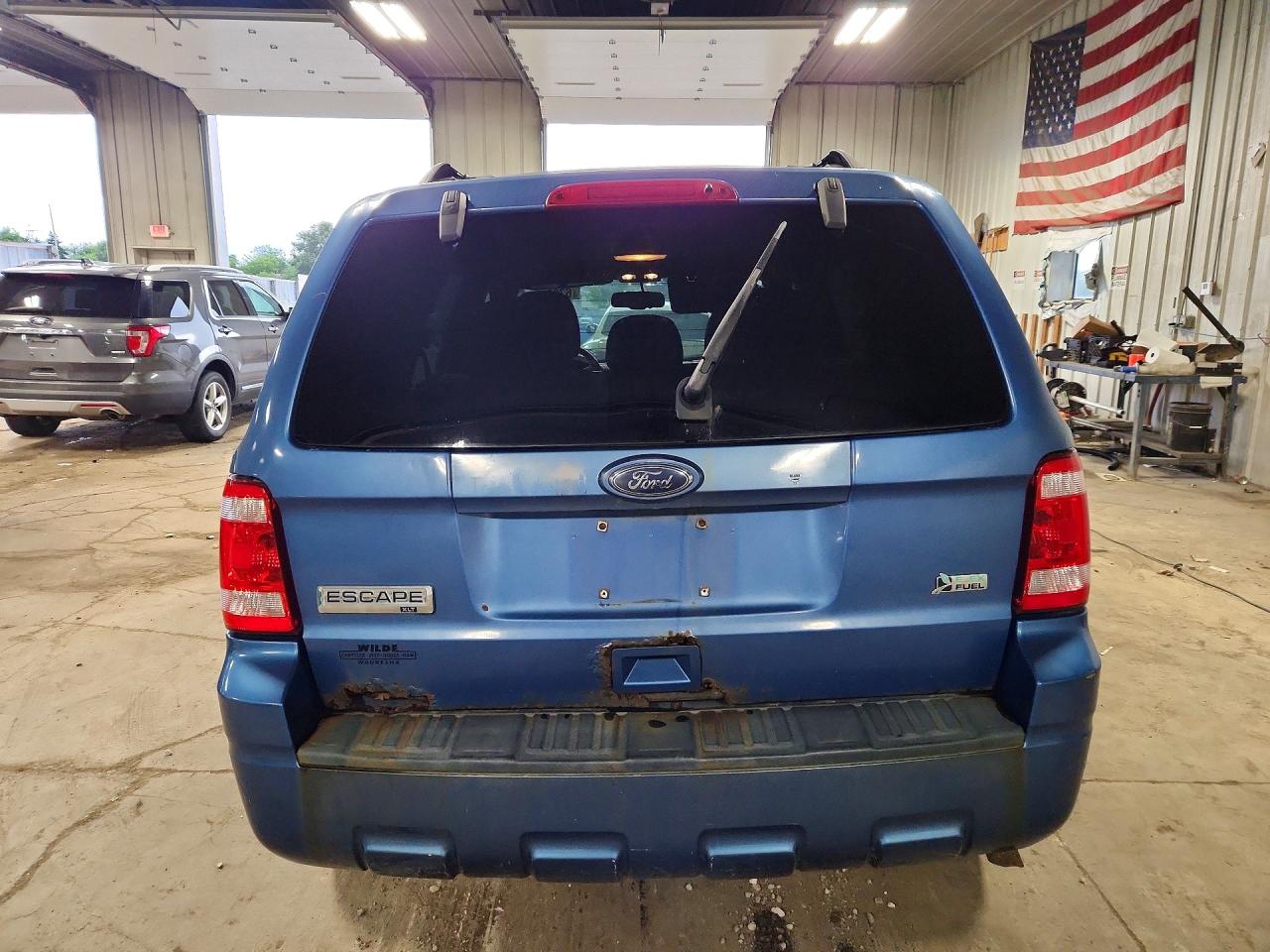 2010 Ford Escape Xlt Blue vin: 1FMCU0DG7AKA02810