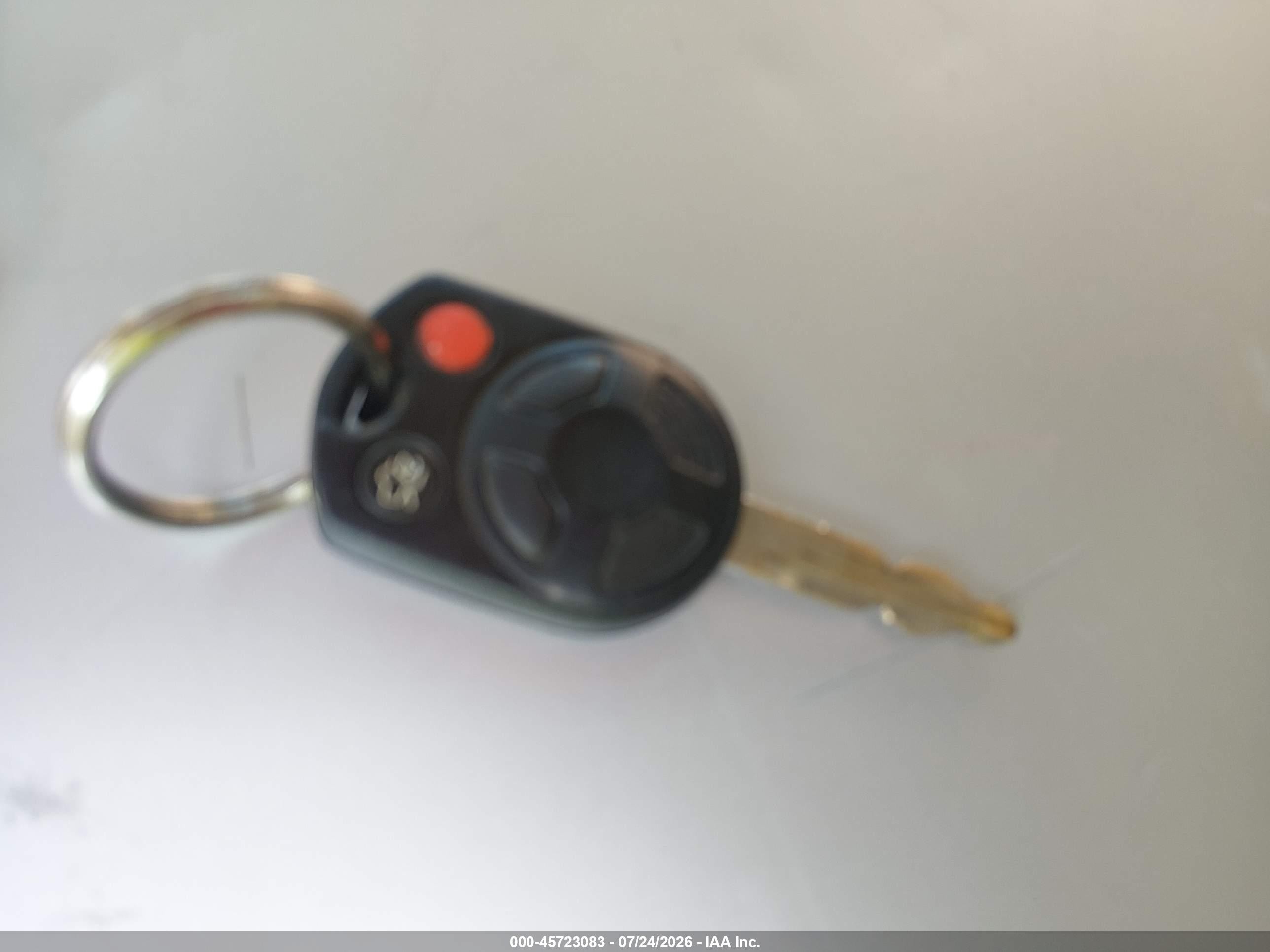 2010 Ford Escape Xlt White vin: 1FMCU0DG7AKA47178
