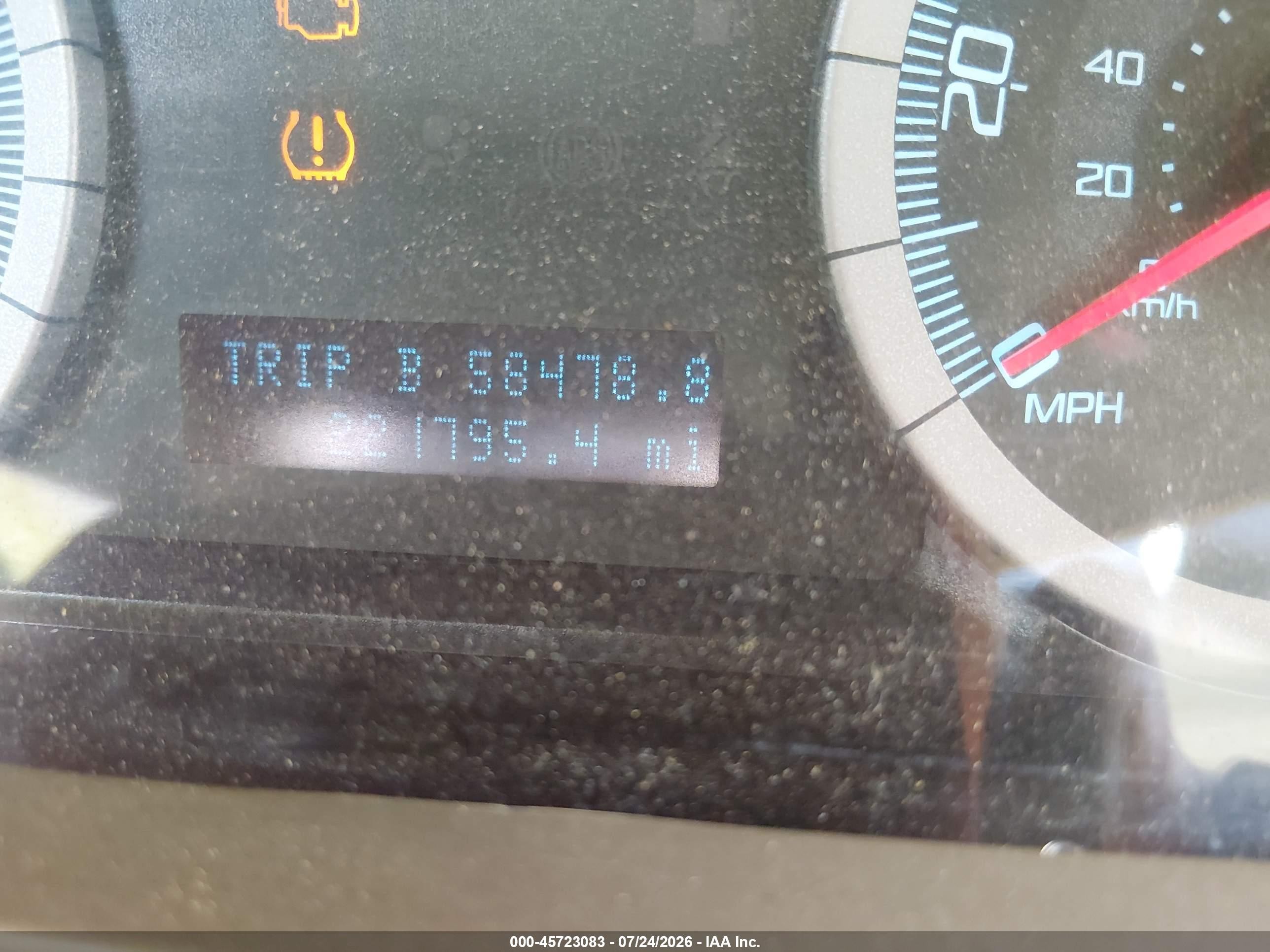2010 Ford Escape Xlt White vin: 1FMCU0DG7AKA47178