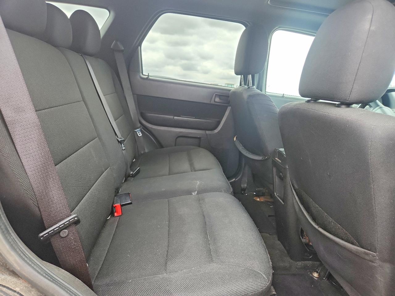 2010 Ford Escape Xlt Черный vin: 1FMCU0DG7AKA54633