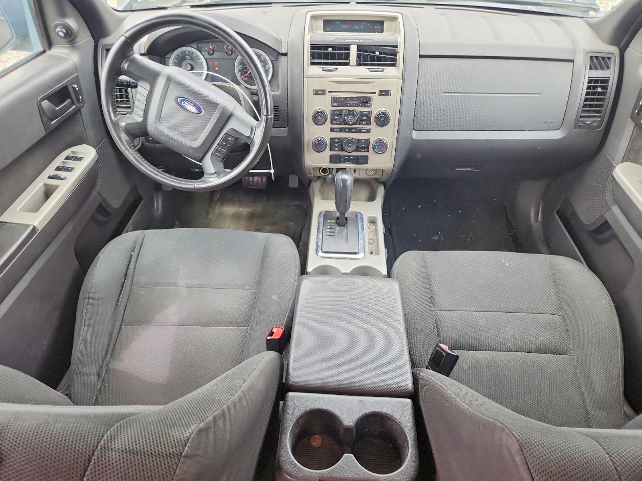 2010 Ford Escape Xlt Черный vin: 1FMCU0DG7AKA54633