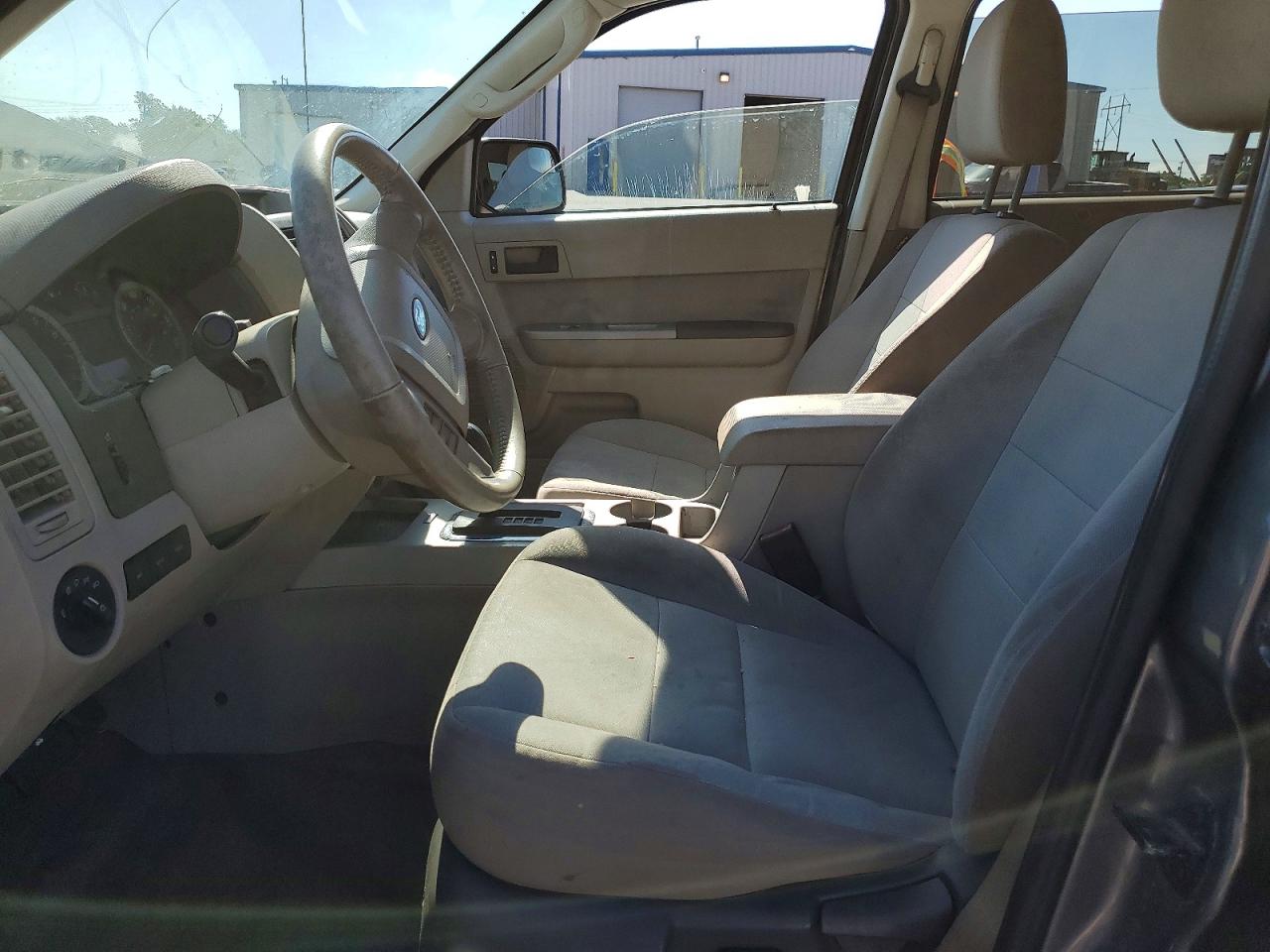 2010 Ford Escape Xlt Gray vin: 1FMCU0DG7AKD45407