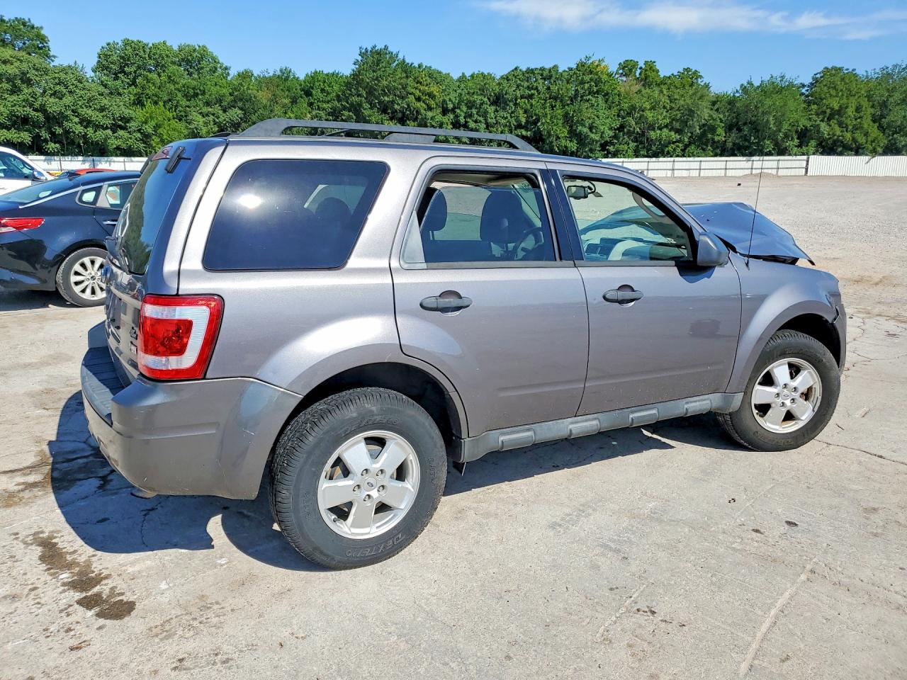 2010 Ford Escape Xlt Gray vin: 1FMCU0DG7AKD45407