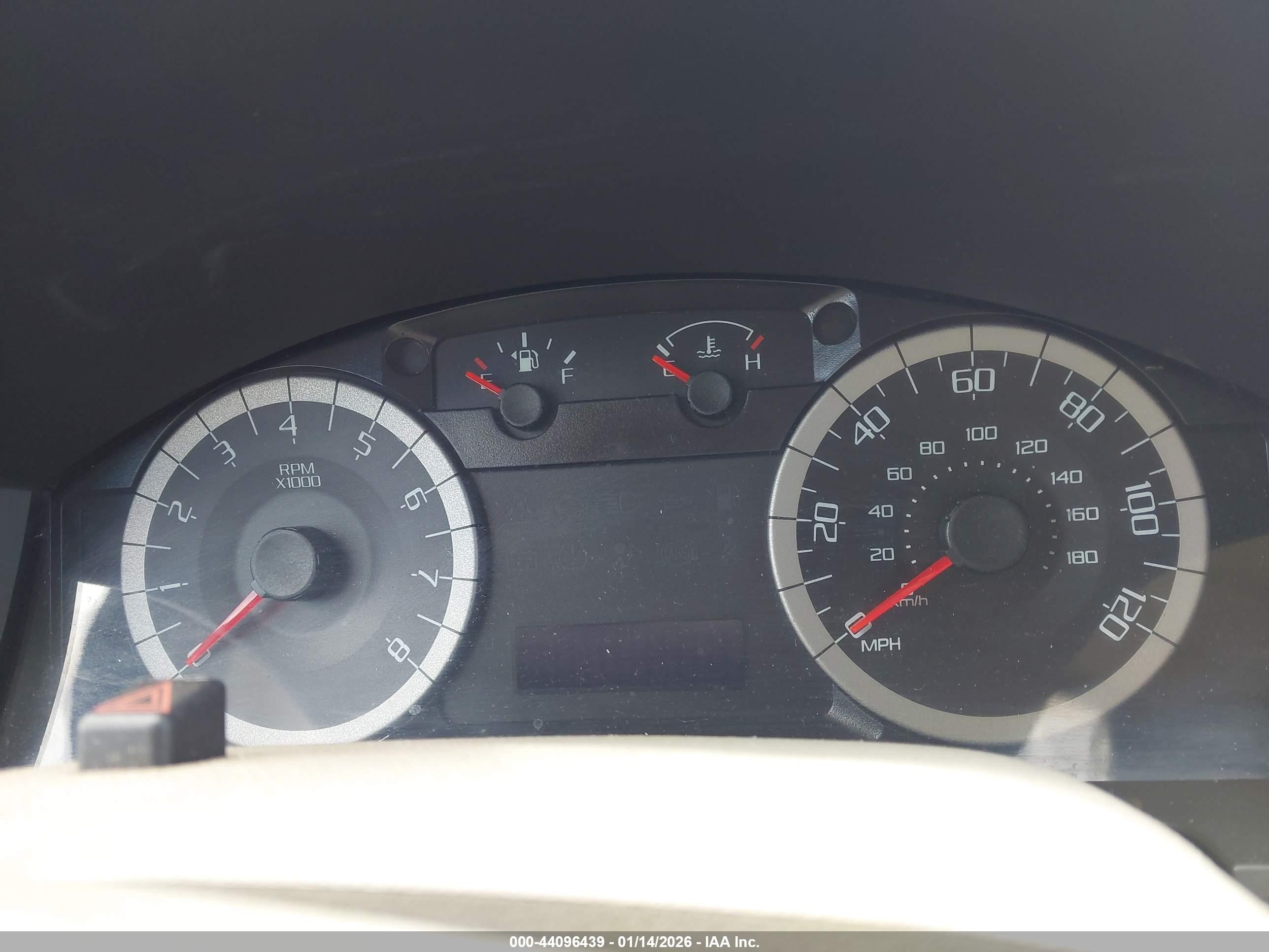 2010 Ford Escape Xlt Red vin: 1FMCU0DG7AKD45858
