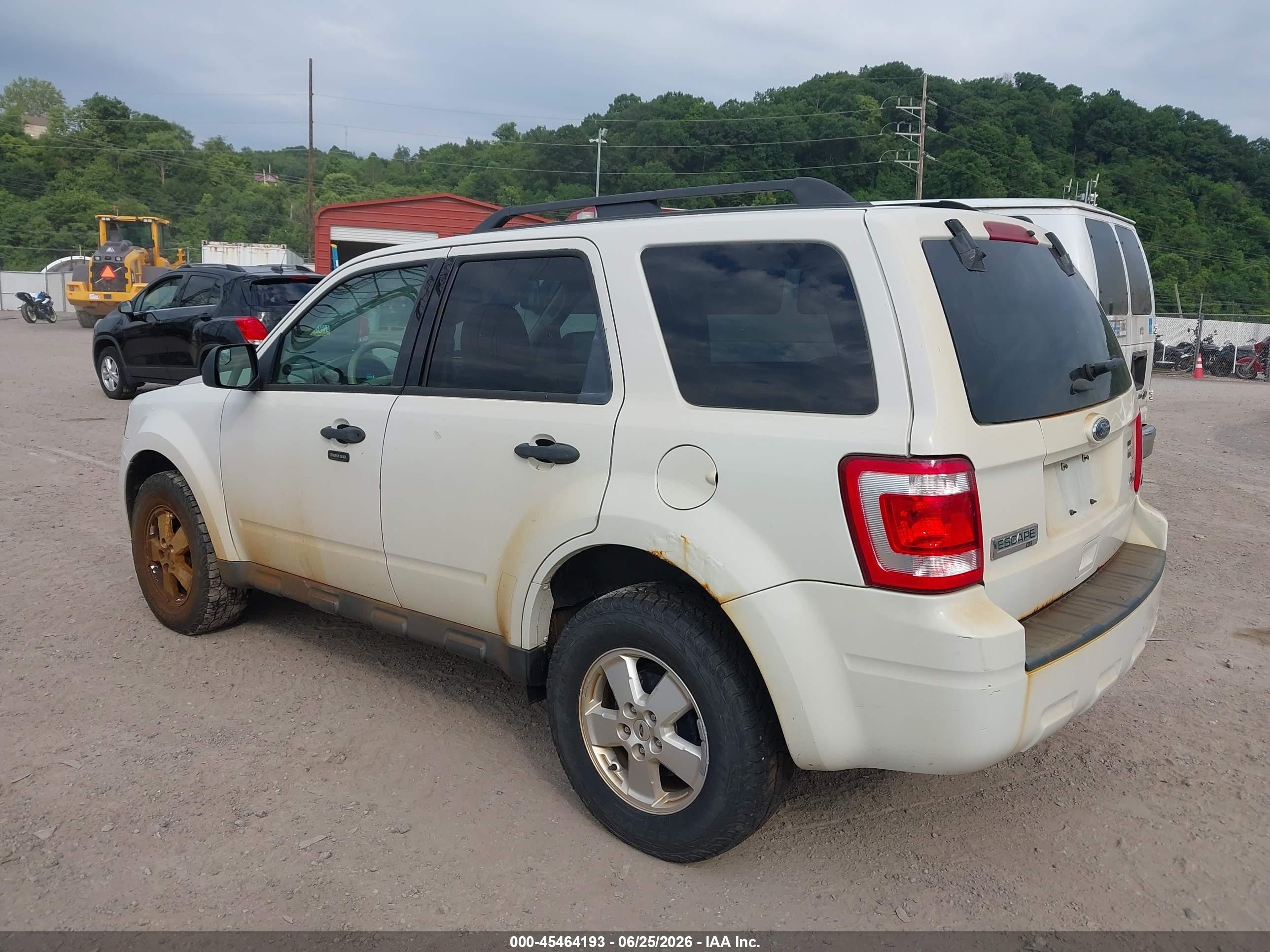 2012 Ford Escape Xlt White vin: 1FMCU0DG7CKB71101