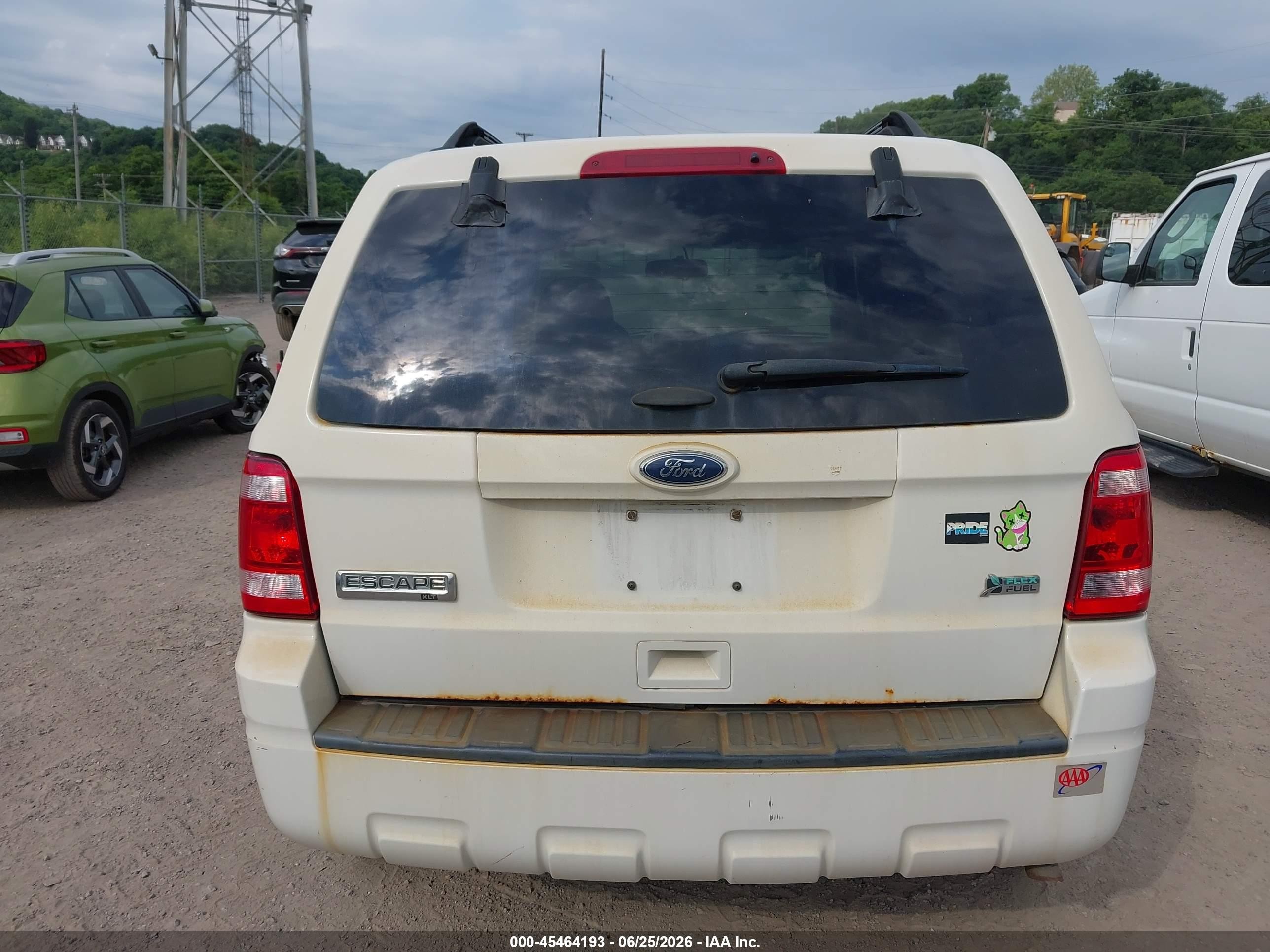 2012 Ford Escape Xlt White vin: 1FMCU0DG7CKB71101