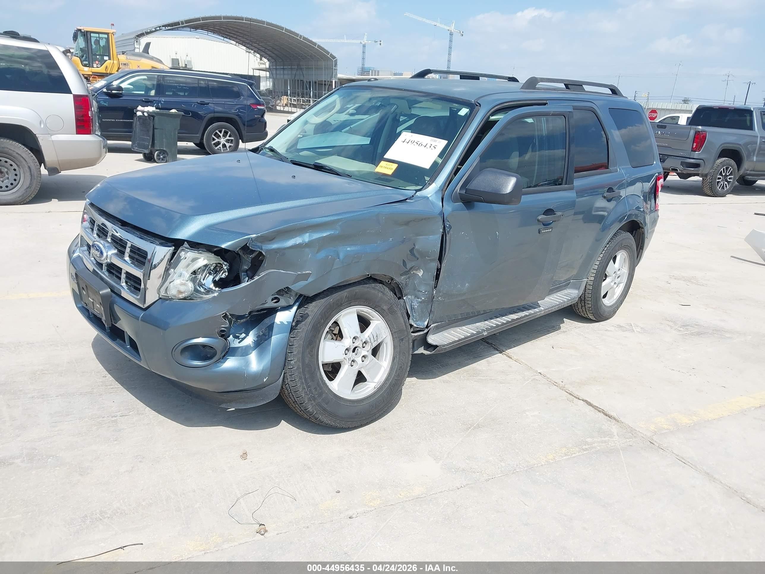 2010 Ford Escape Xlt Blue vin: 1FMCU0DG8AKD45254